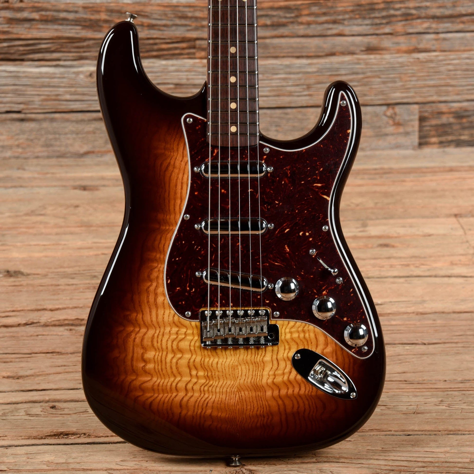Fender Custom Shop Artisan Stratocaster Tamo Ash w/ 2020 Custom Shop Neck Sunburst 2018 Electric Guitars / Solid Body