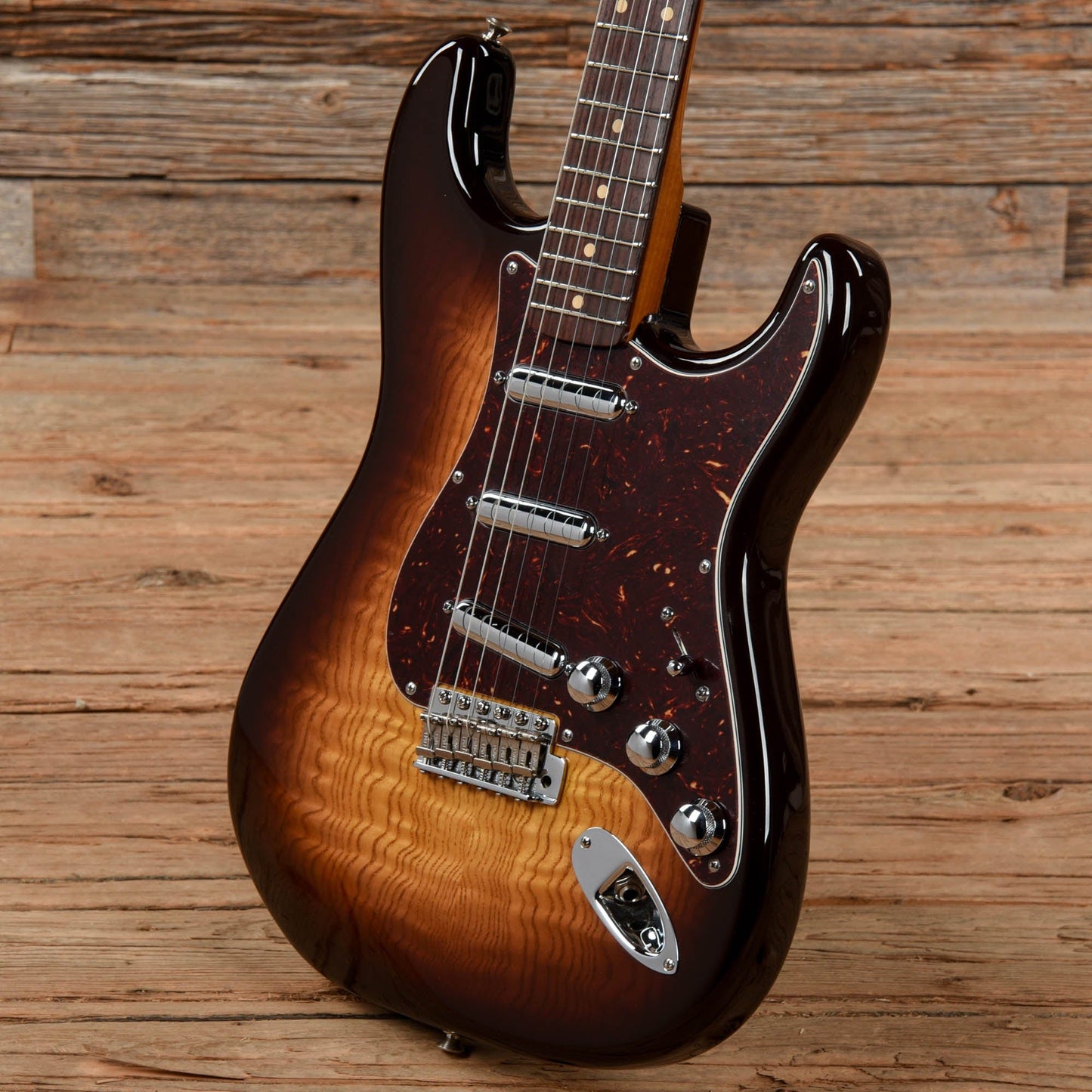 Fender Custom Shop Artisan Stratocaster Tamo Ash w/ 2020 Custom Shop Neck Sunburst 2018 Electric Guitars / Solid Body