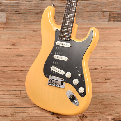 Fender Custom Shop Custom Deluxe Stratocaster Blonde 2010 Electric Guitars / Solid Body