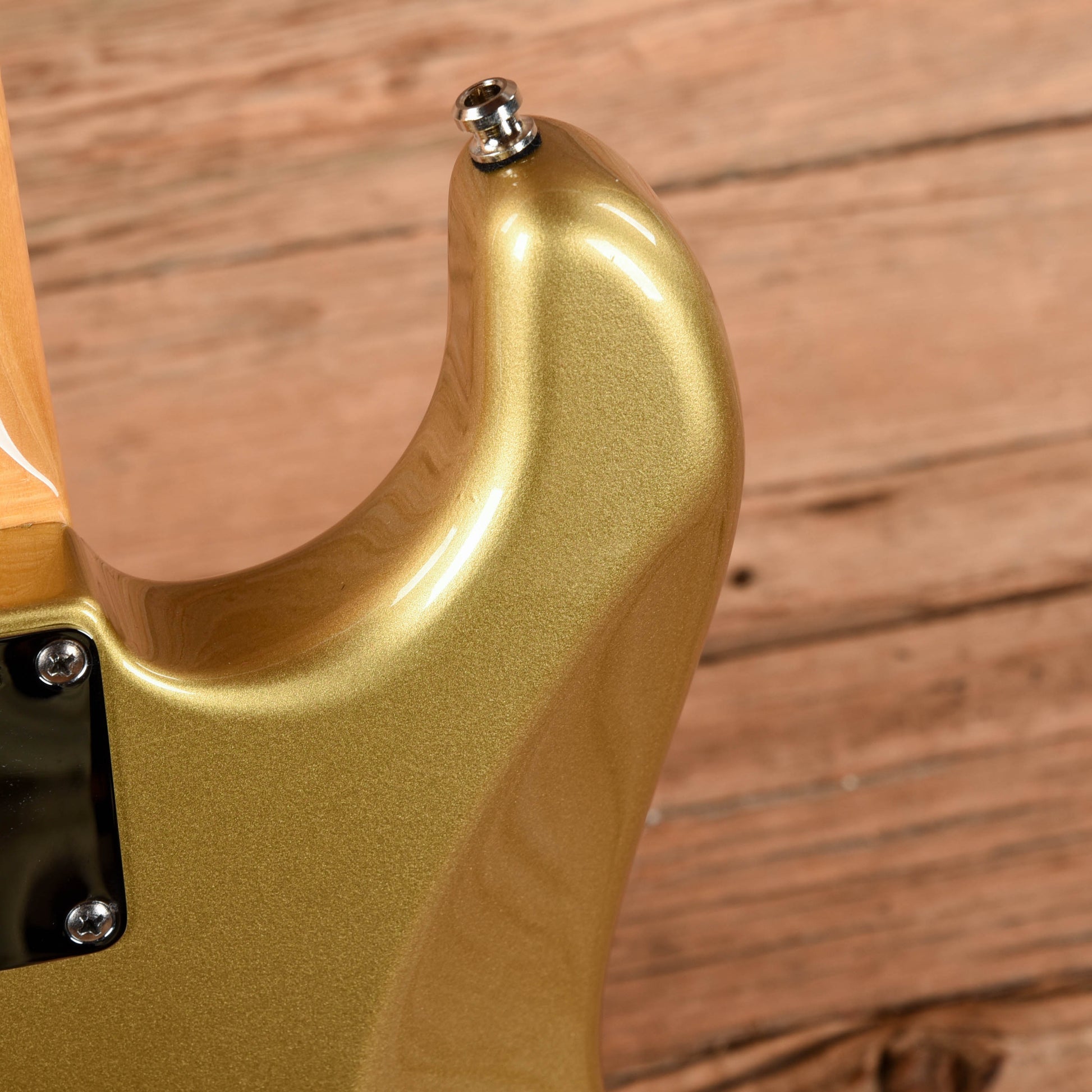 Fender Custom Shop Custom Deluxe Stratocaster HLE Gold 2009 Electric Guitars / Solid Body