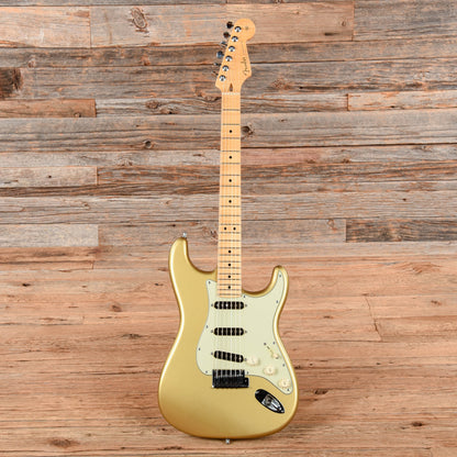 Fender Custom Shop Custom Deluxe Stratocaster HLE Gold 2009 Electric Guitars / Solid Body