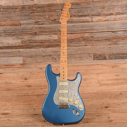 Fender Custom Shop Custom Deluxe Stratocaster Lake Placid Blue 2009 Electric Guitars / Solid Body