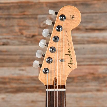 Fender Custom Shop Custom Deluxe Stratocaster Sunburst 2011 Electric Guitars / Solid Body