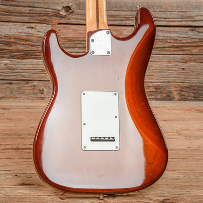 Fender Custom Shop Custom Deluxe Stratocaster Sunburst 2011 Electric Guitars / Solid Body