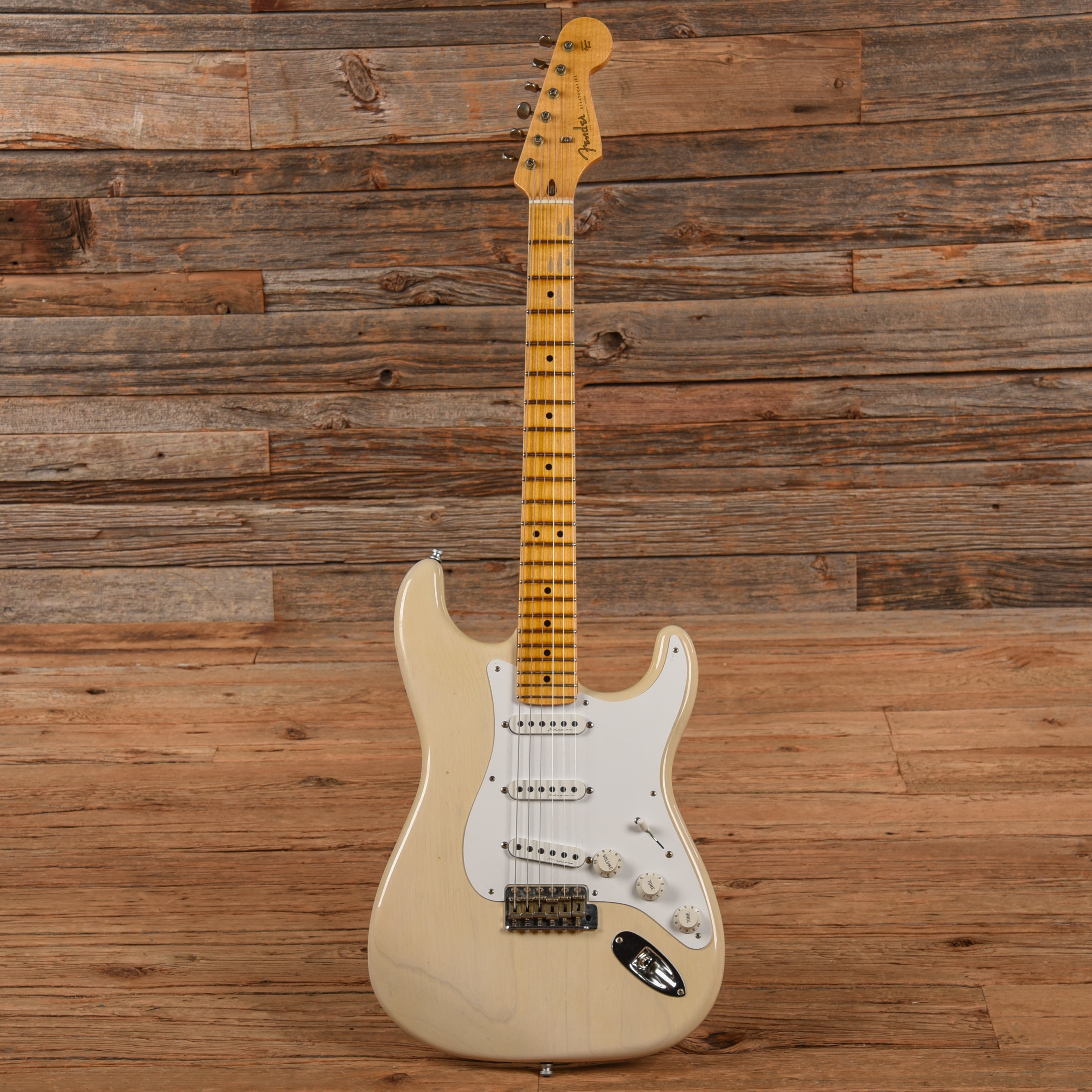 Fender Custom Shop Eric Clapton Stratocaster Journeyman Relic Aged White Blonde 2017 Electric Guitars / Solid Body