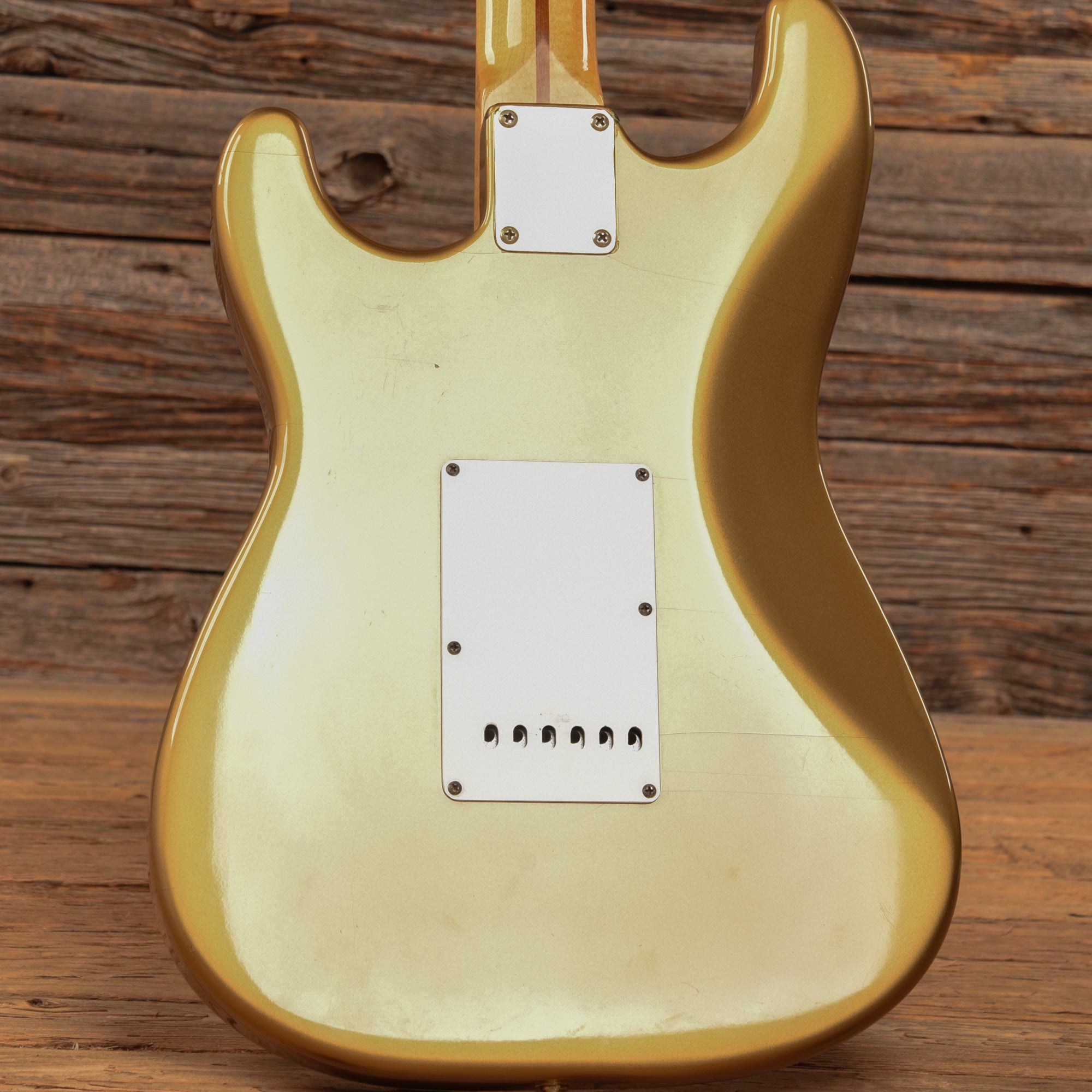 Fender Custom Shop HLE Limited Edition Stratocaster Gold – Chicago