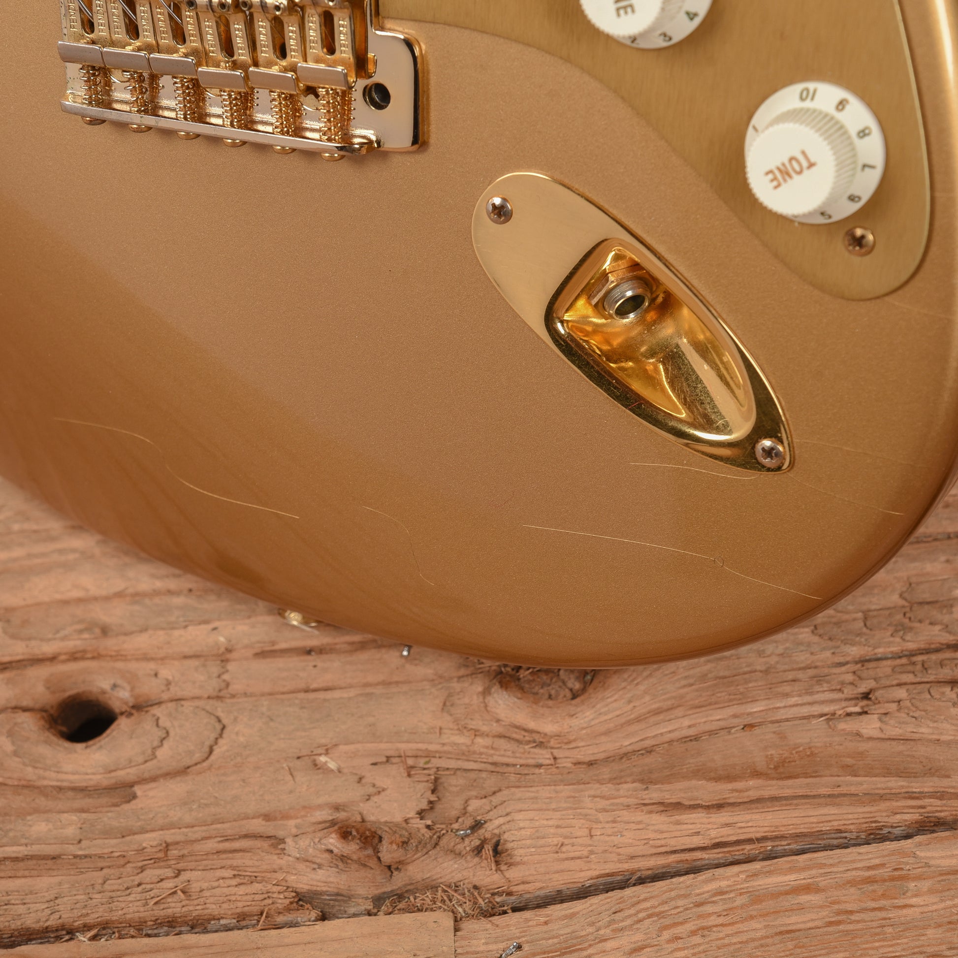 Fender Custom Shop HLE Limited Edition Stratocaster Gold Electric Guitars / Solid Body