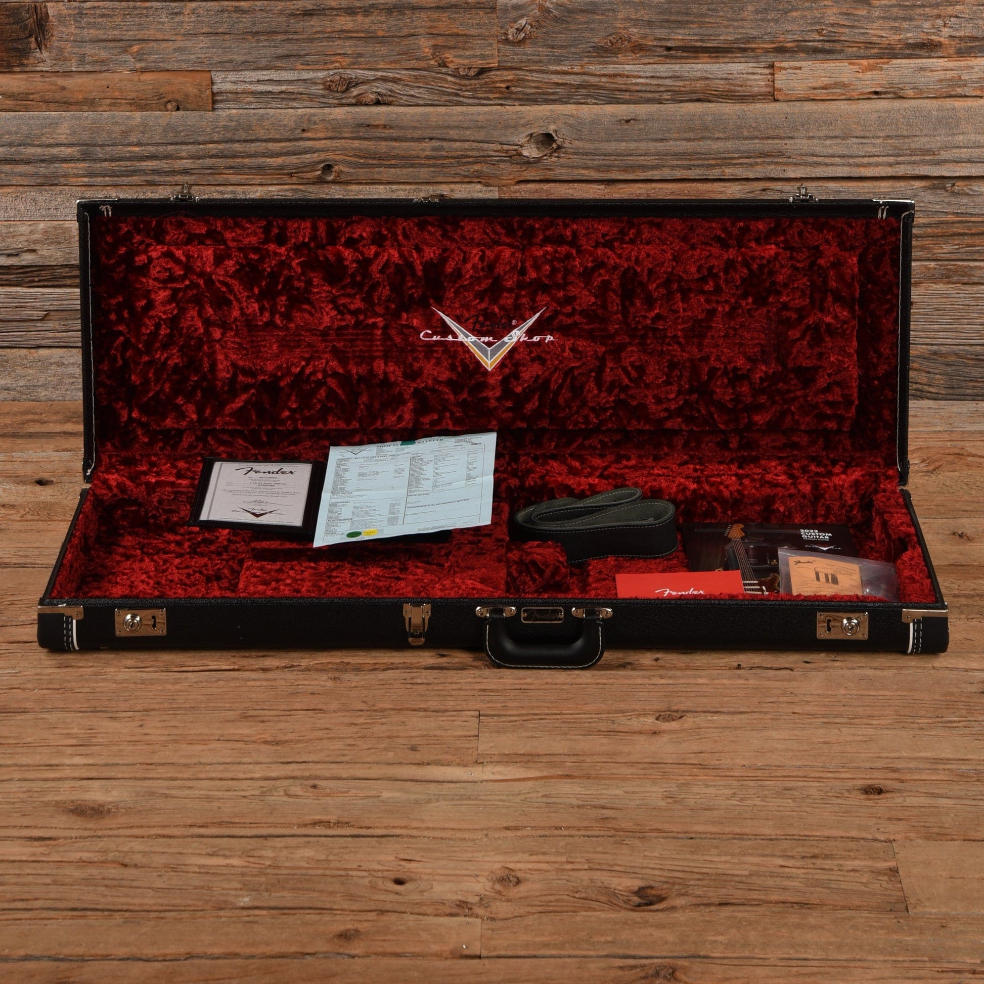 Fender Custom Shop Limited '67 Stratocaster HSS Journeyman Relic Aged Vintage White 2022 Electric Guitars / Solid Body