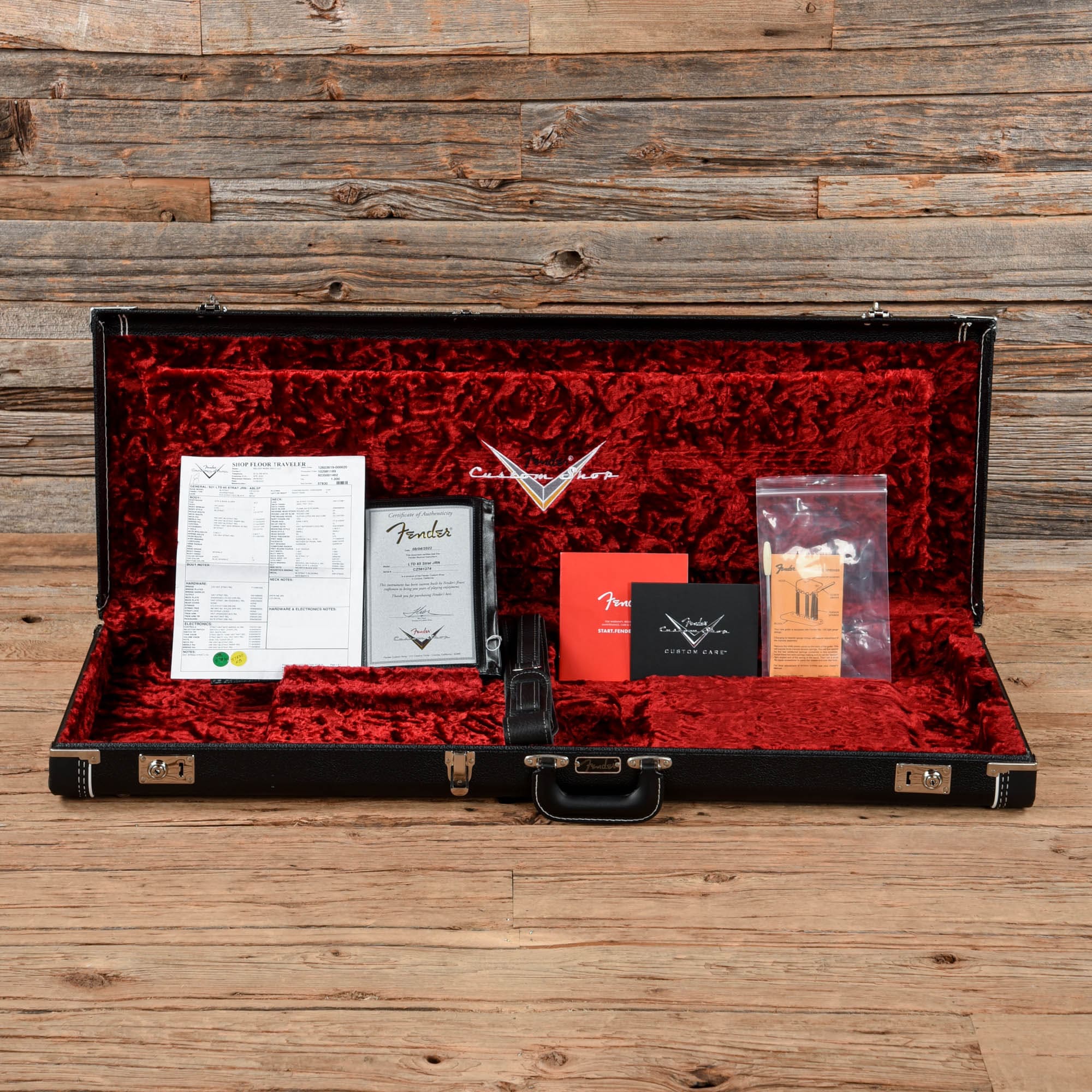 Fender Custom Shop Limited Edition 65 Stratocaster Journeyman Relic Blue Sparkle 2022 Electric Guitars / Solid Body