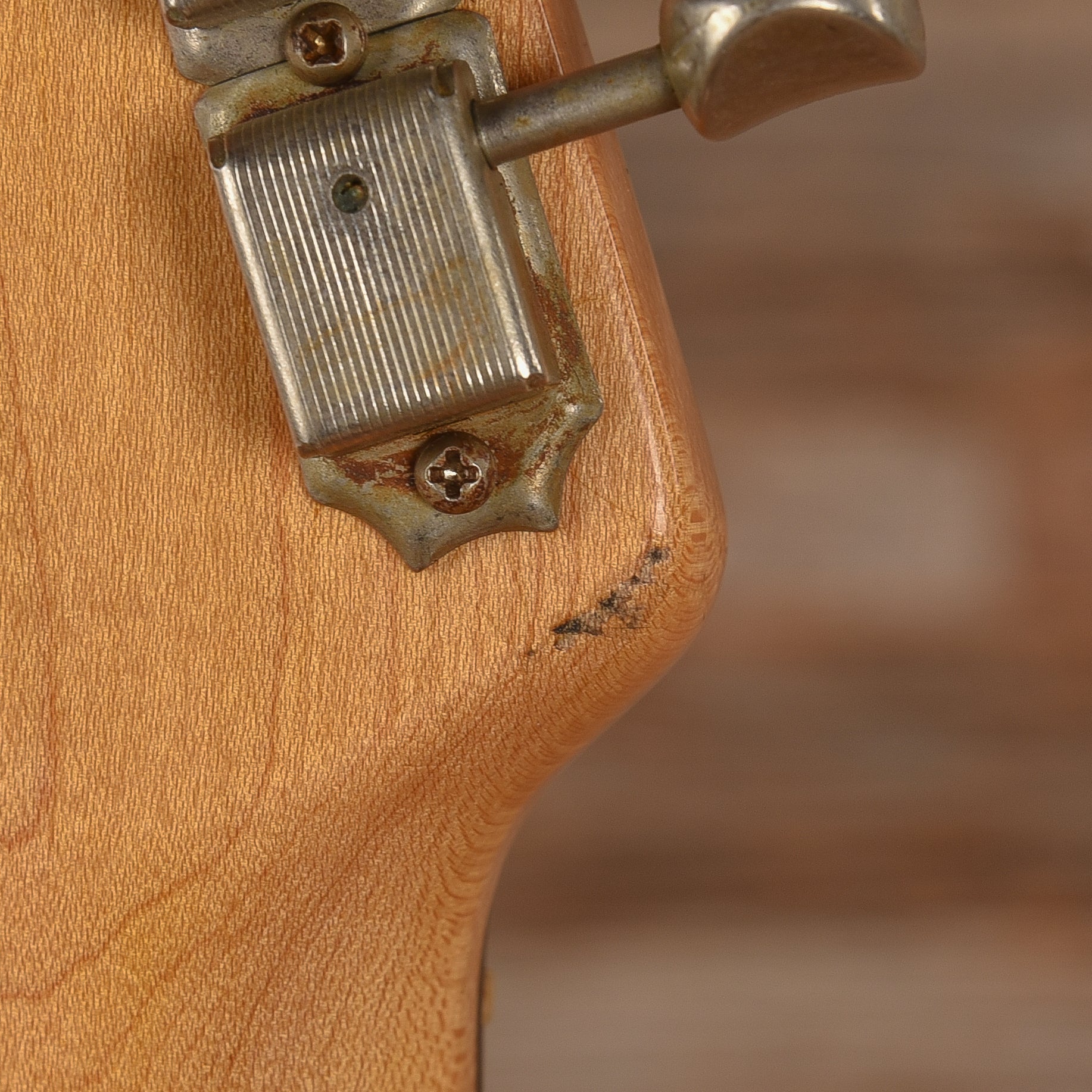 Fender Custom Shop Limited Edition Esquire Relic Sunburst 2005 Electric Guitars / Solid Body