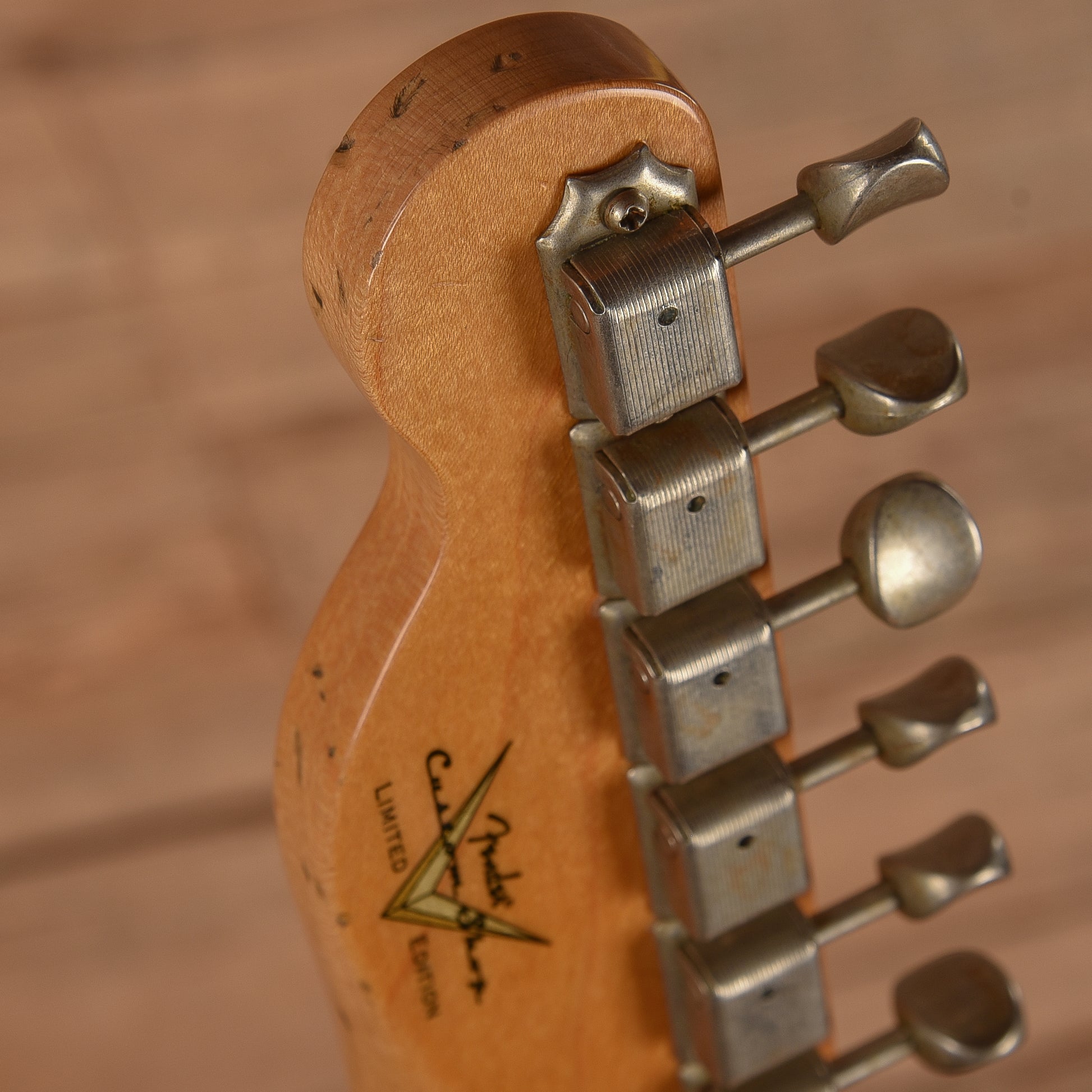 Fender Custom Shop Limited Edition Esquire Relic Sunburst 2005 Electric Guitars / Solid Body