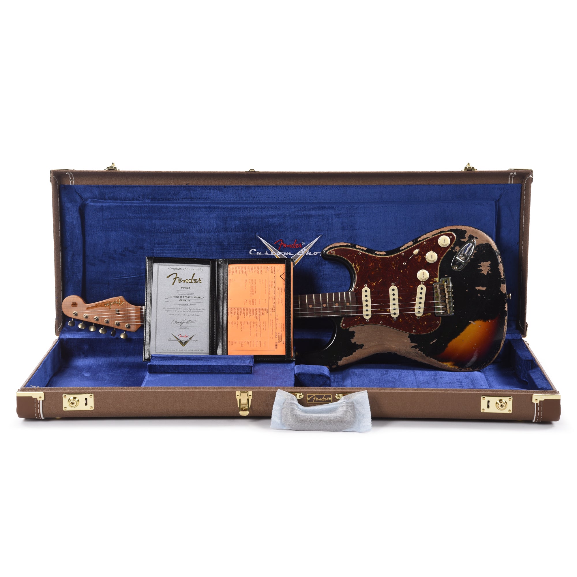 Fender Custom Shop Limited Edition Roasted 1961 Stratocaster Super Heavy Relic Aged Black Over 3-Color Sunburst Electric Guitars / Solid Body
