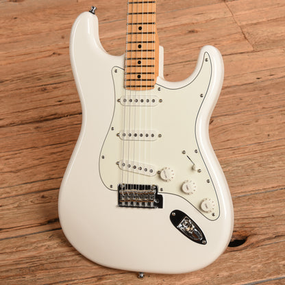 Fender Custom Shop Strat Neck with Unknown Body Polar White Electric Guitars / Solid Body