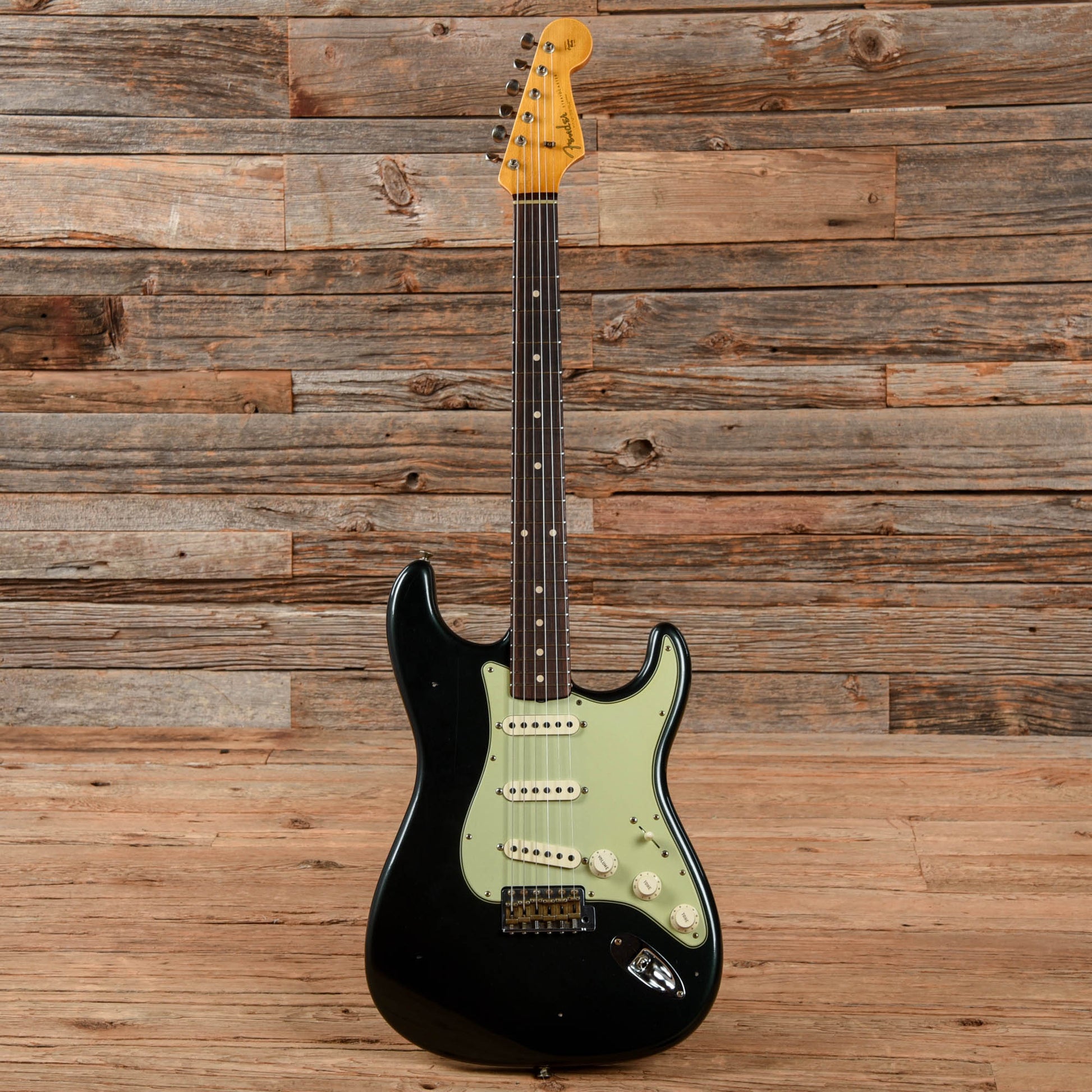 Fender Custom Shop WW10 '61 Stratocaster Journeyman Relic Black 2022 Electric Guitars / Solid Body