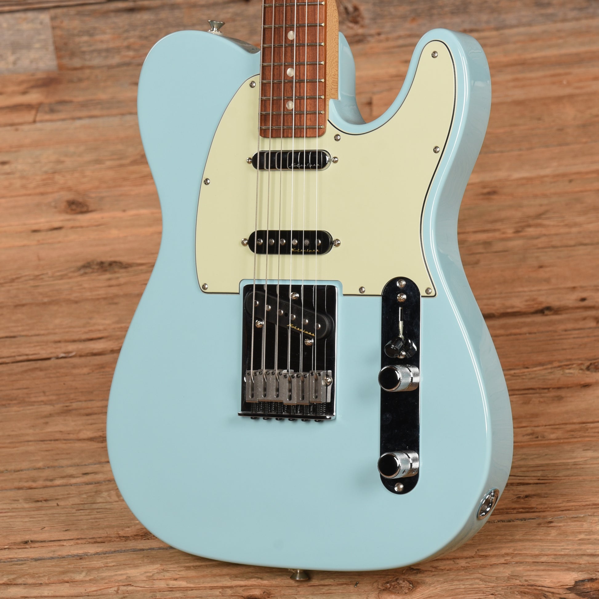 Fender Deluxe Nashville Telecaster Daphne Blue 2019 Electric Guitars / Solid Body
