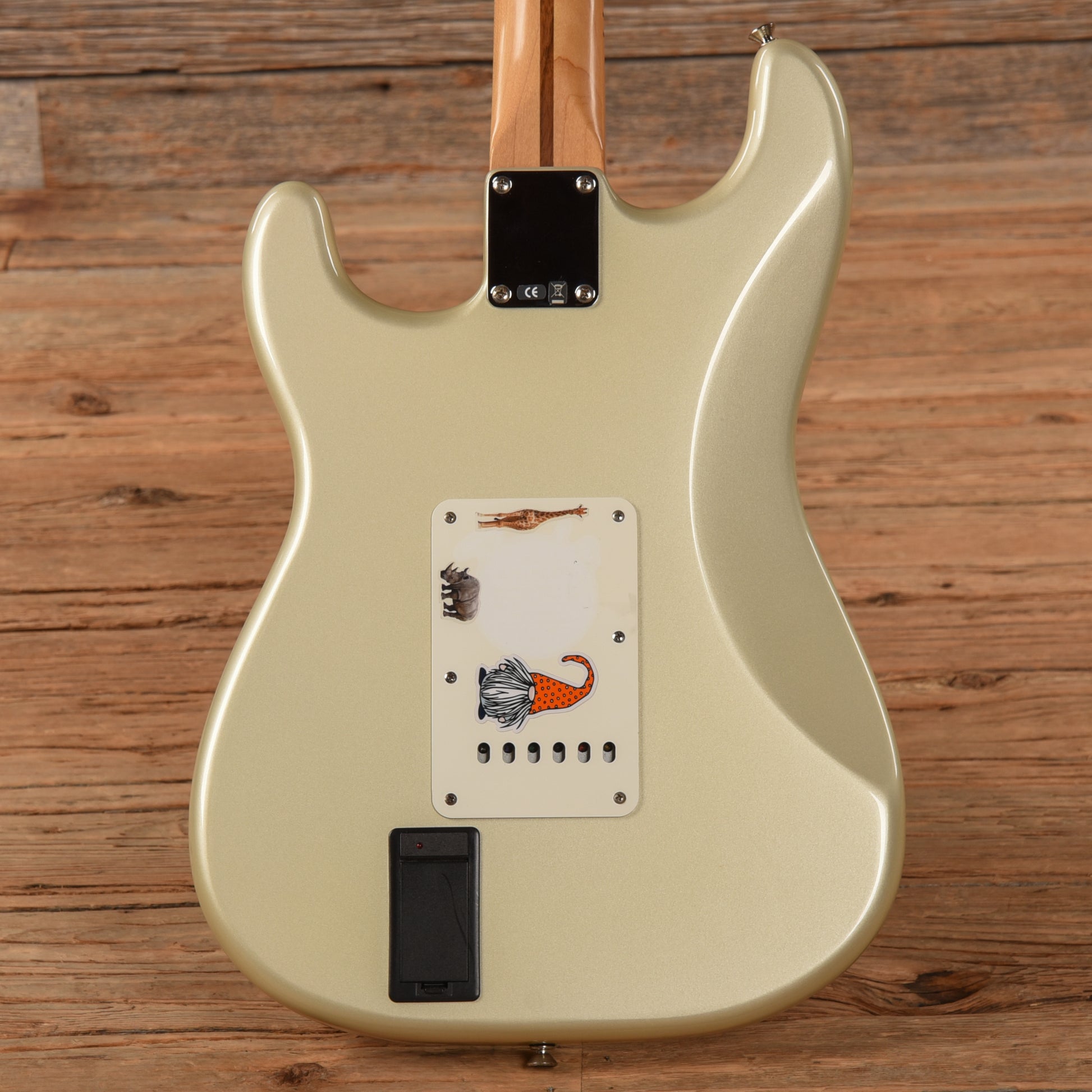 Fender Deluxe Powerhouse Stratocaster Blizzard Pearl 2005 Electric Guitars / Solid Body