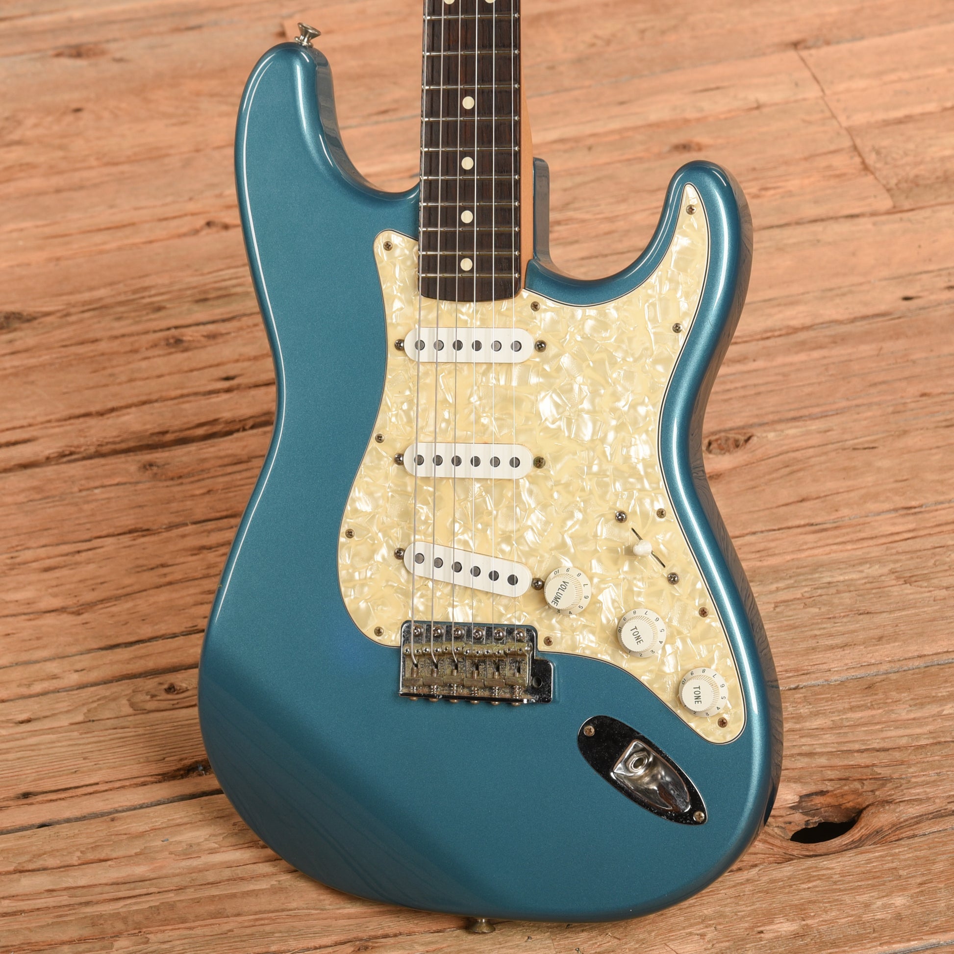Fender Deluxe Powerhouse Stratocaster Lake Placid Blue 1998 Electric Guitars / Solid Body