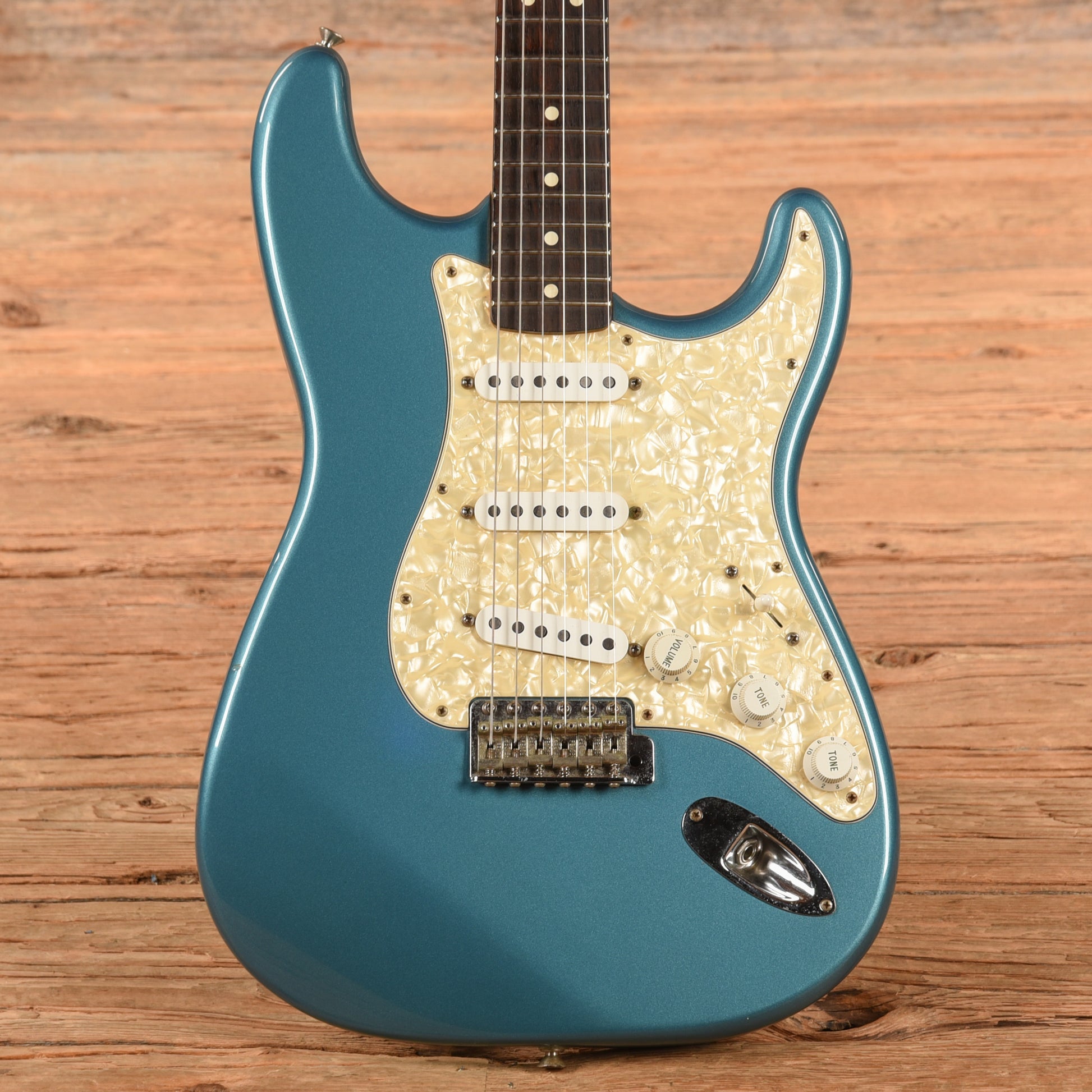 Fender Deluxe Powerhouse Stratocaster Lake Placid Blue 1998 Electric Guitars / Solid Body