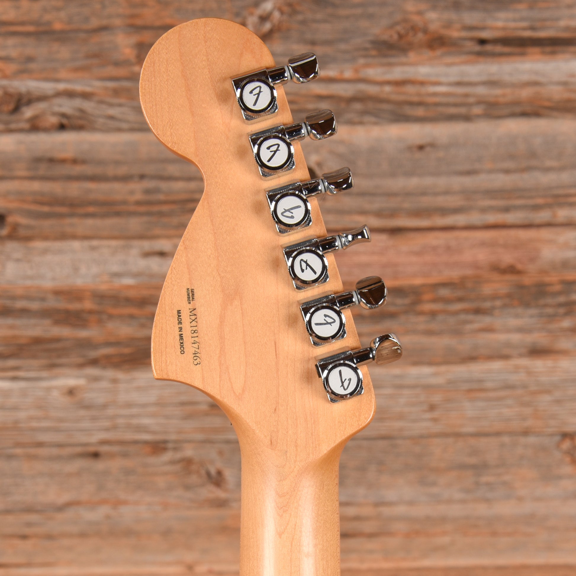 Fender Deluxe Roadhouse Stratocaster Vintage White 2018 Electric Guitars / Solid Body