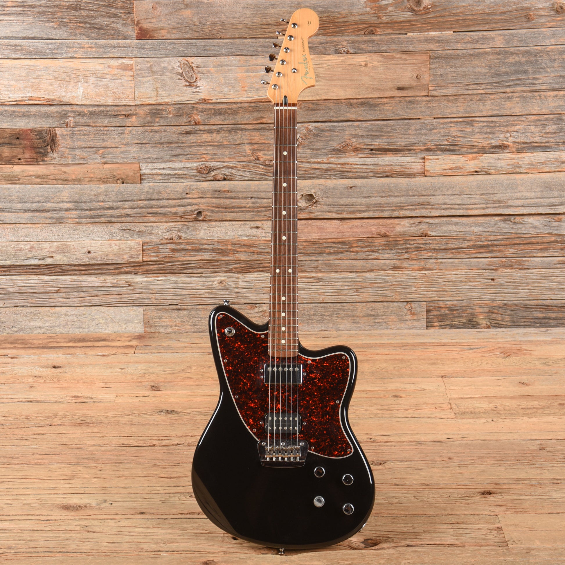 Fender Deluxe Series Toronado Black 2000 Electric Guitars / Solid Body
