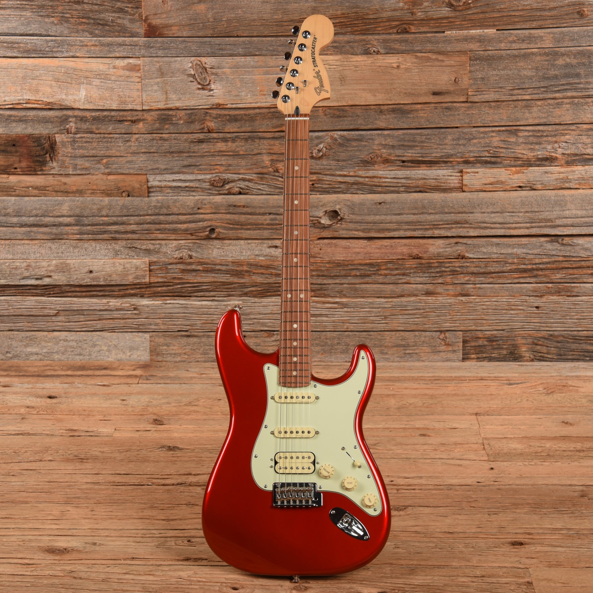 Fender Deluxe Stratocaster HSS Candy Apple Red 2019 Electric Guitars / Solid Body