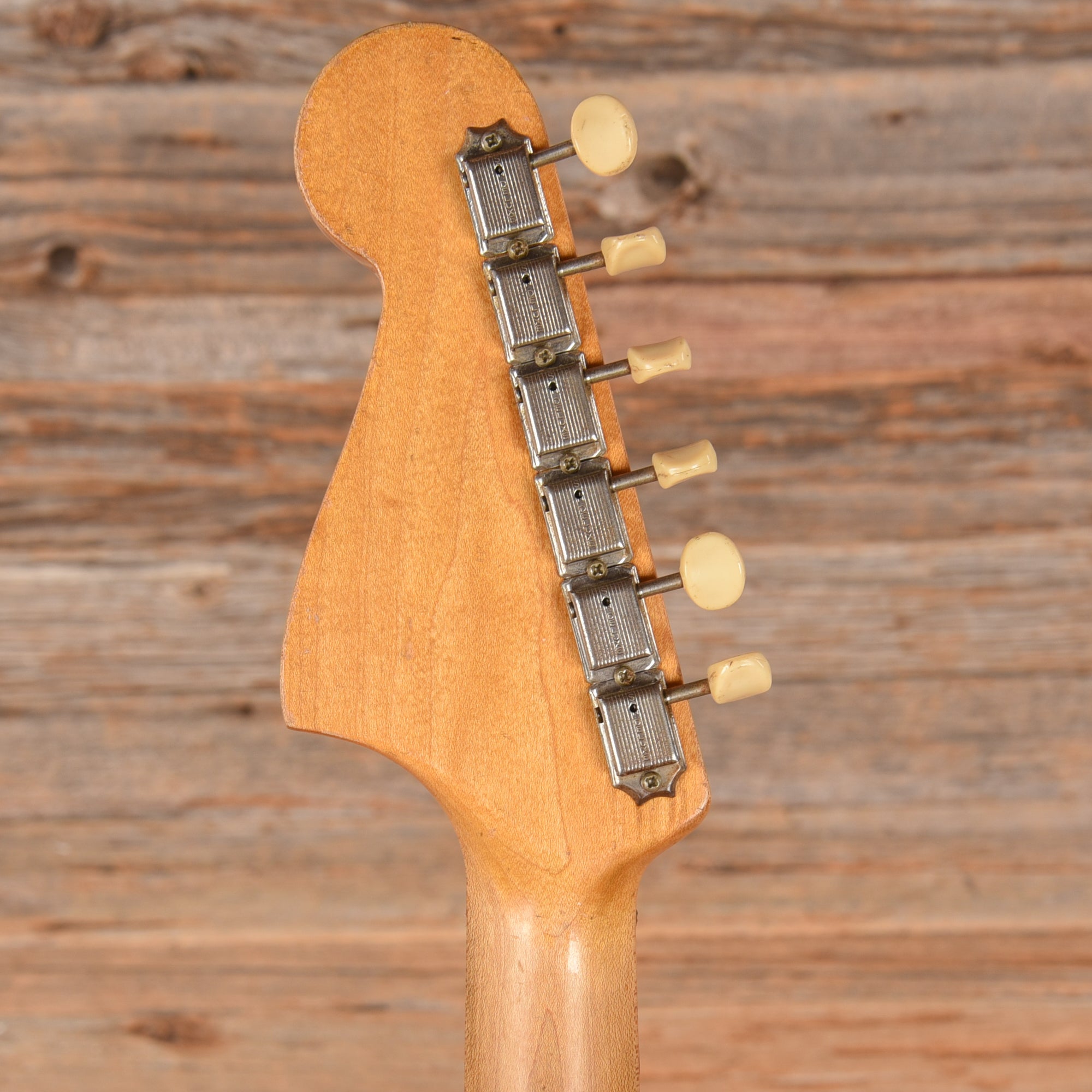 Fender Duo-Sonic II Sonic Blue Refin 1965 Electric Guitars / Solid Body