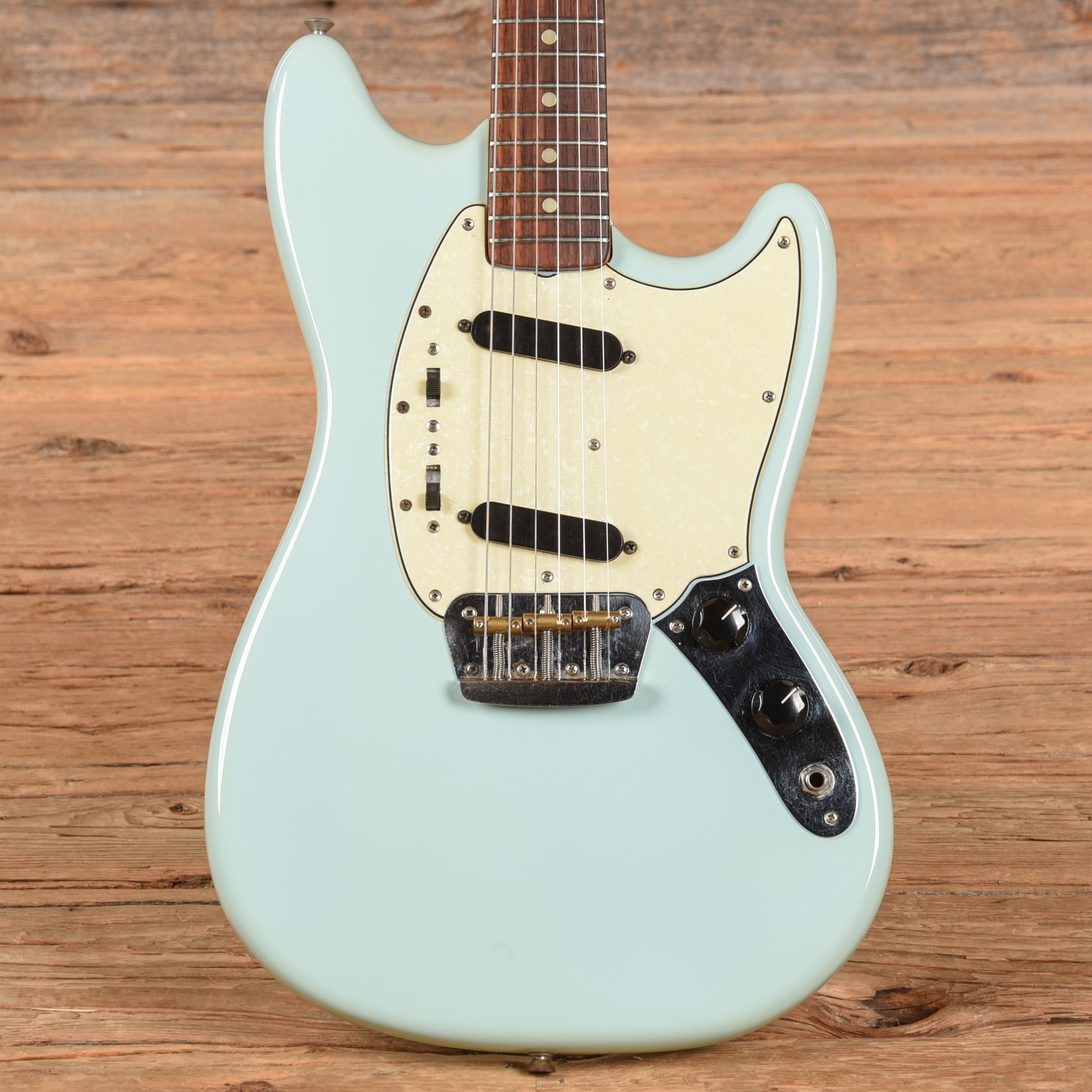 Fender Duo-Sonic II Sonic Blue Refin 1965 – Chicago Music Exchange
