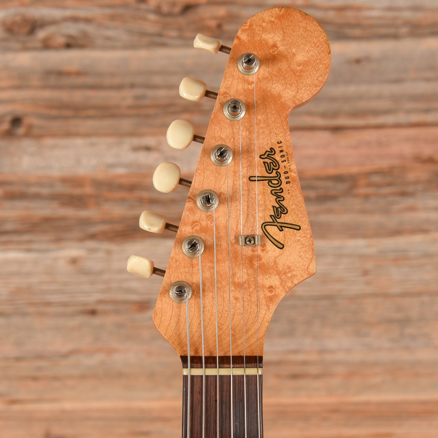 Fender Duo-Sonic Sunburst 1963 Electric Guitars / Solid Body