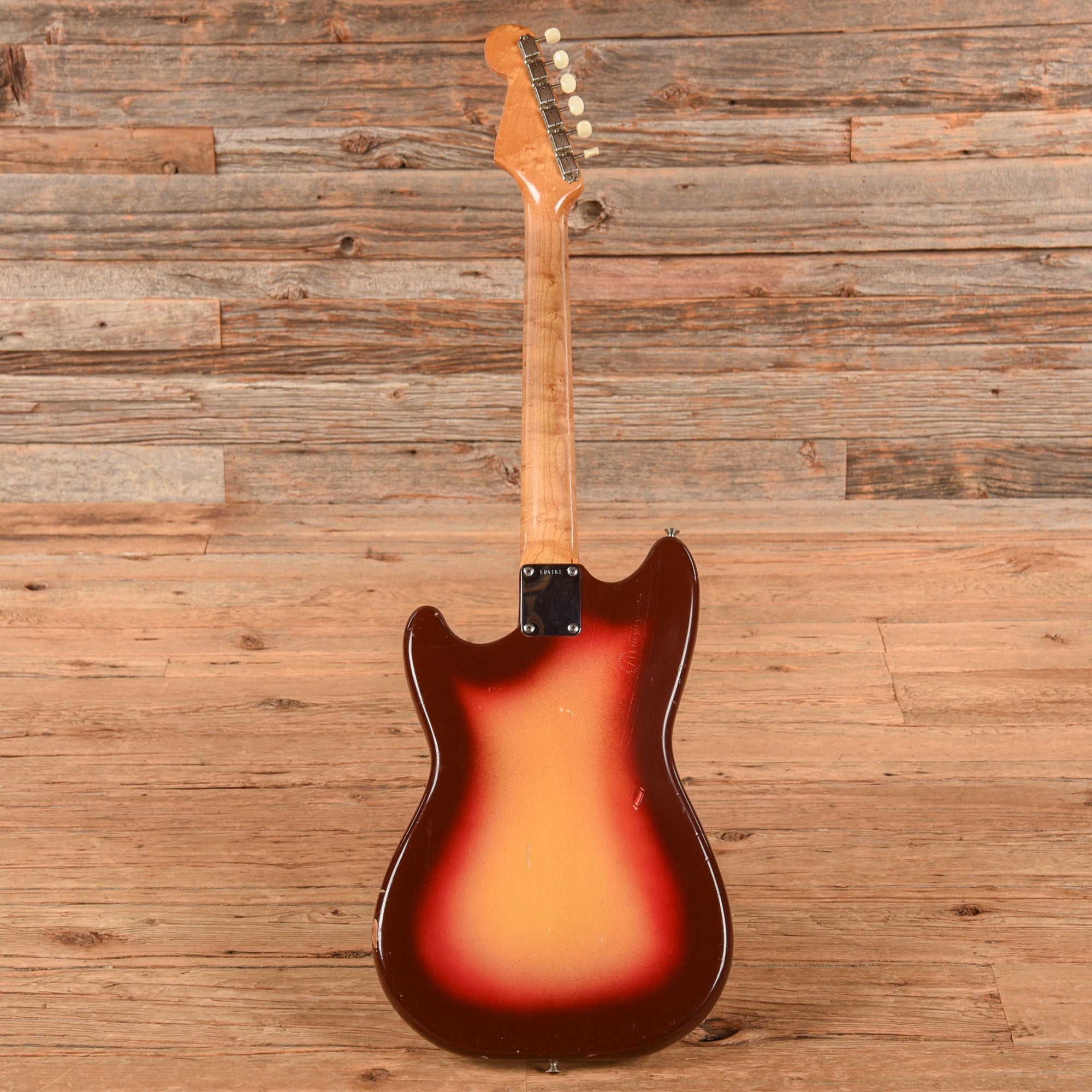 Fender Duo-Sonic Sunburst 1963 Electric Guitars / Solid Body