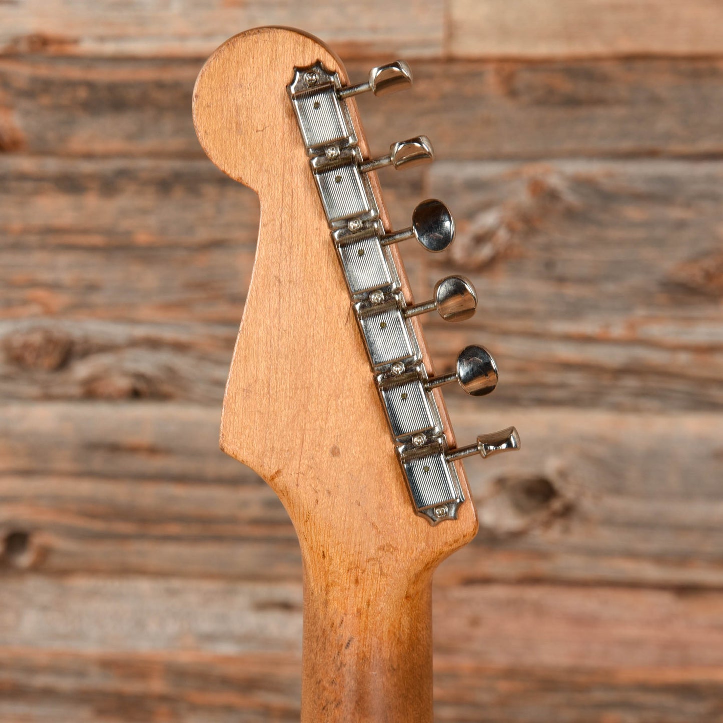 Fender Duo-Sonic White Refin 1957 Electric Guitars / Solid Body