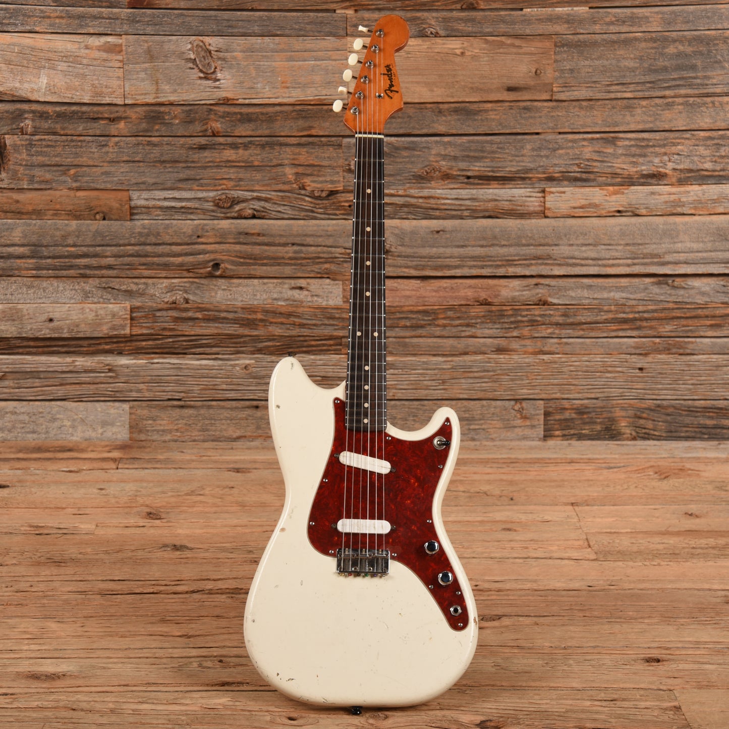 Fender Duo Sonic White Refin 1963 Electric Guitars / Solid Body