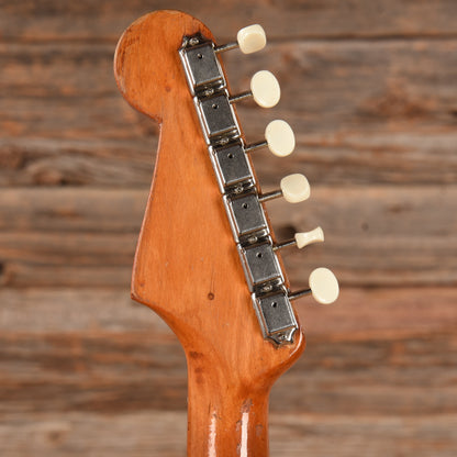Fender Duo Sonic White Refin 1963 Electric Guitars / Solid Body