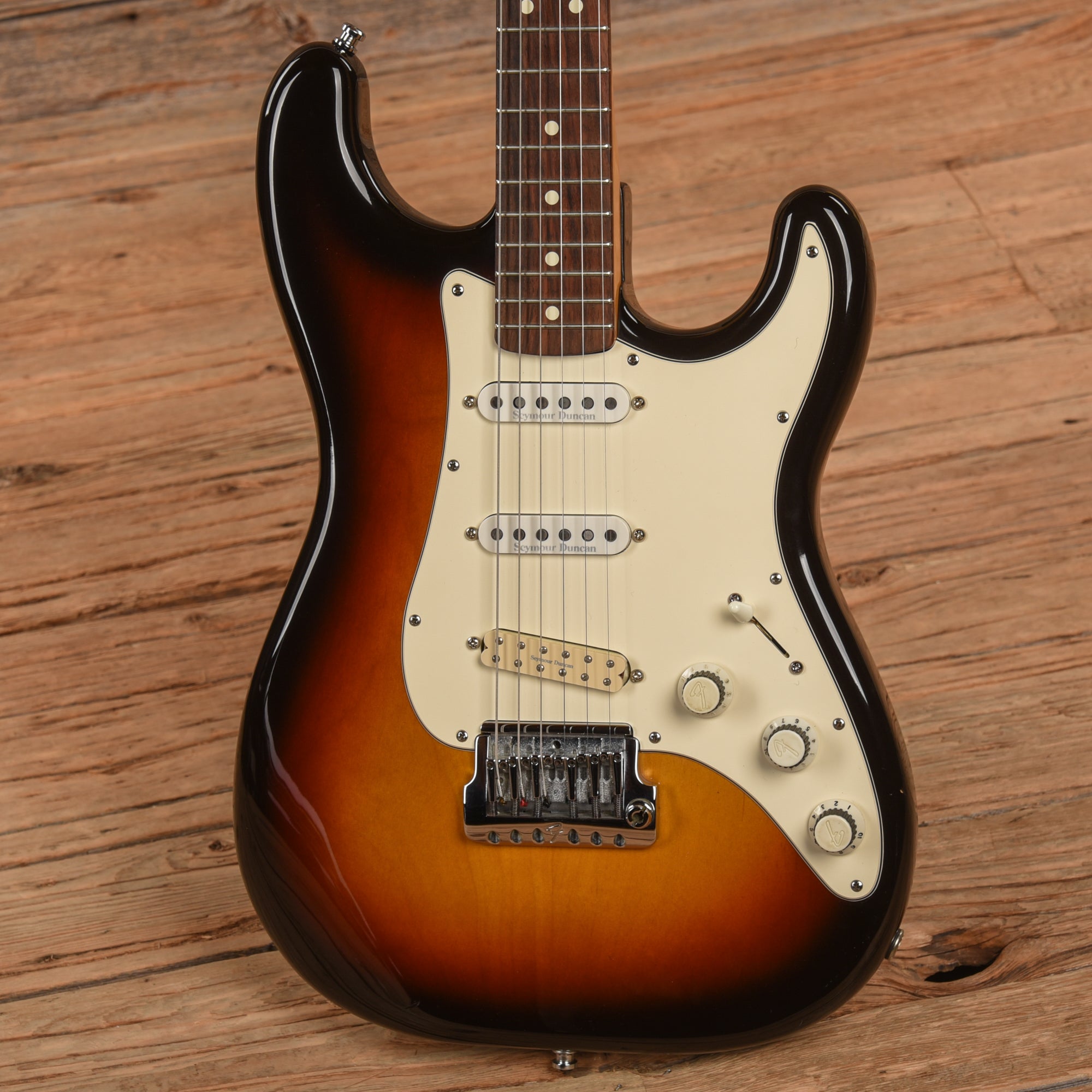 Fender Elite Stratocaster Sunburst 1983 Electric Guitars / Solid Body