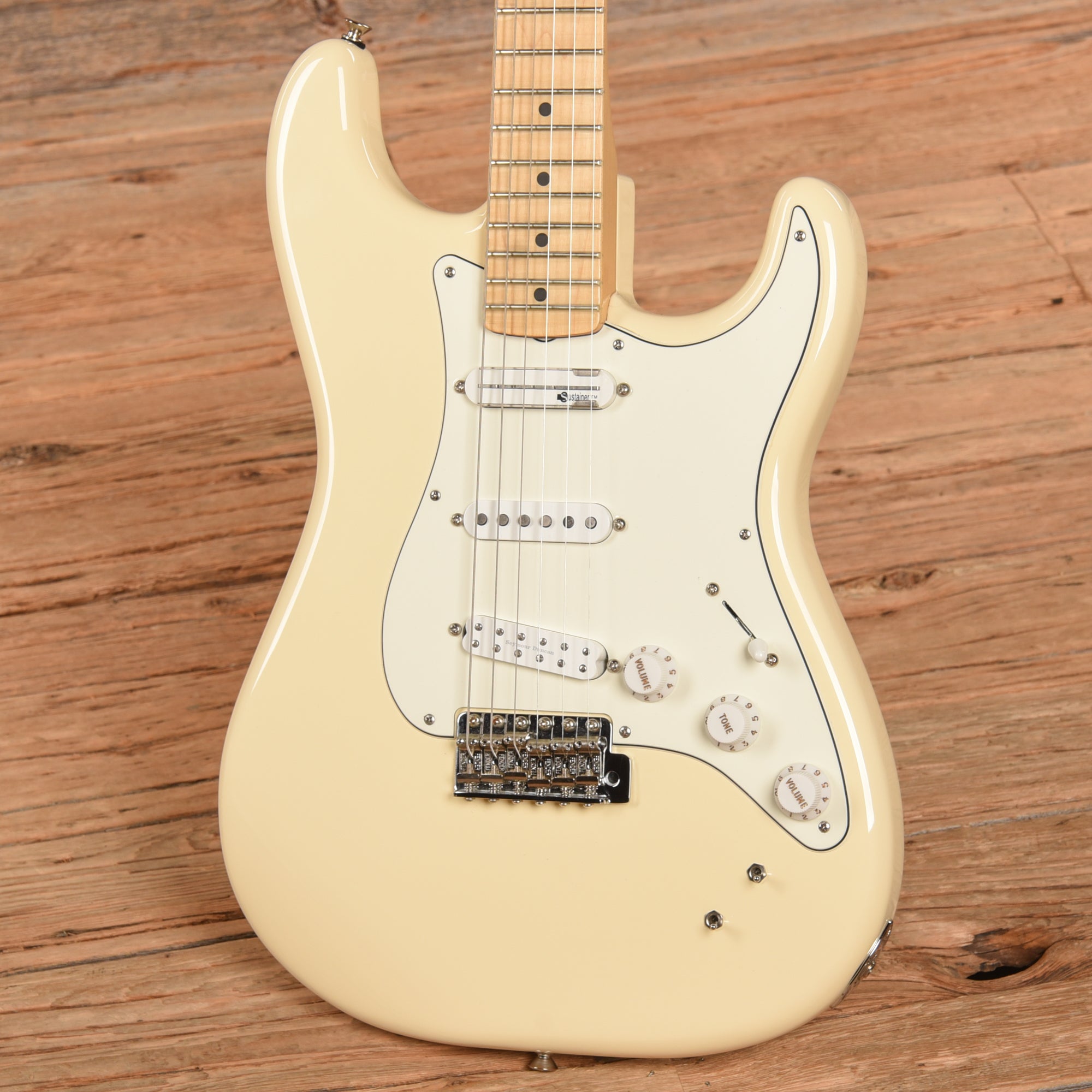 Fender EOB Ed O'Brien Signature Sustainer Stratocaster White 2022 Electric Guitars / Solid Body
