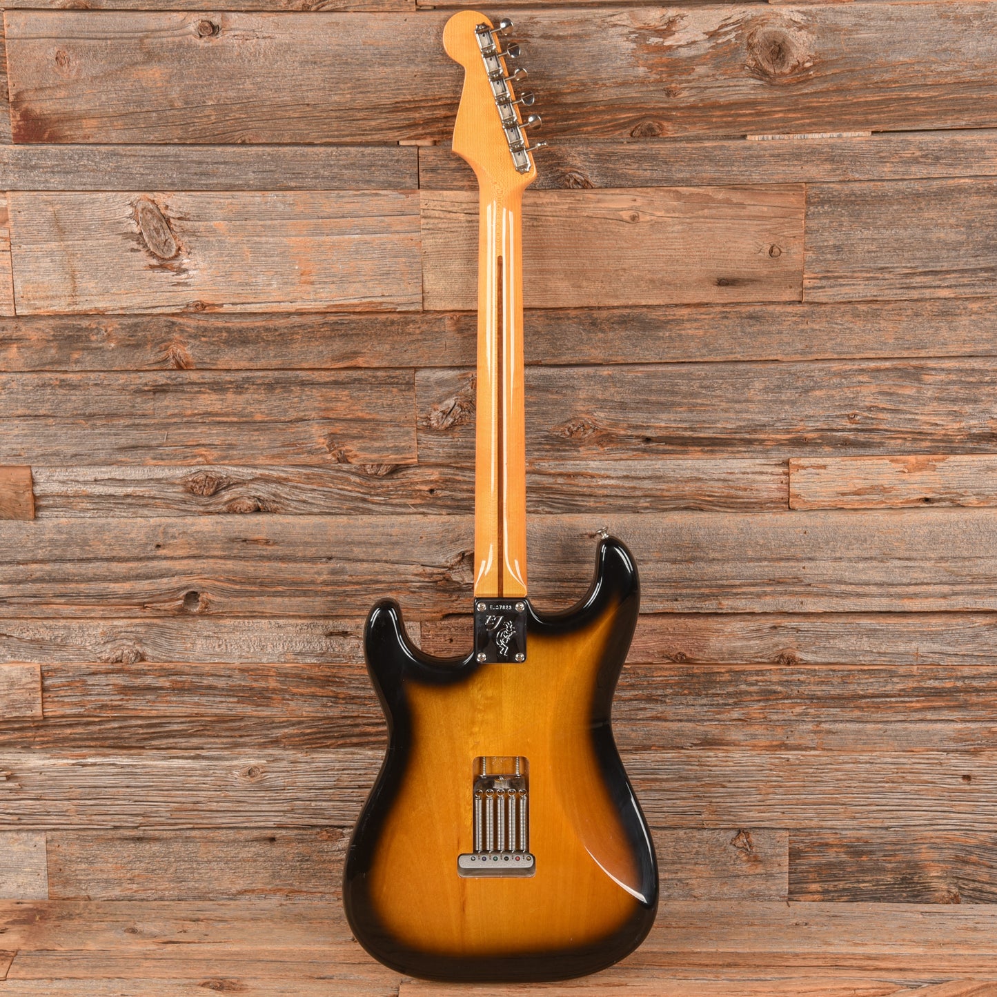 Fender Eric Johnson Stratocaster 2-Tone Sunburst 2006 Electric Guitars / Solid Body