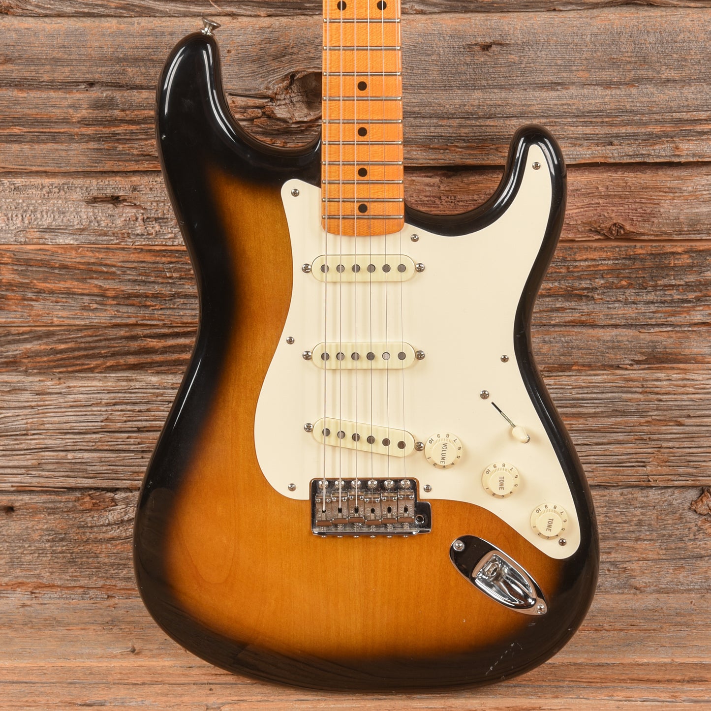 Fender Eric Johnson Stratocaster 2-Tone Sunburst 2006 Electric Guitars / Solid Body