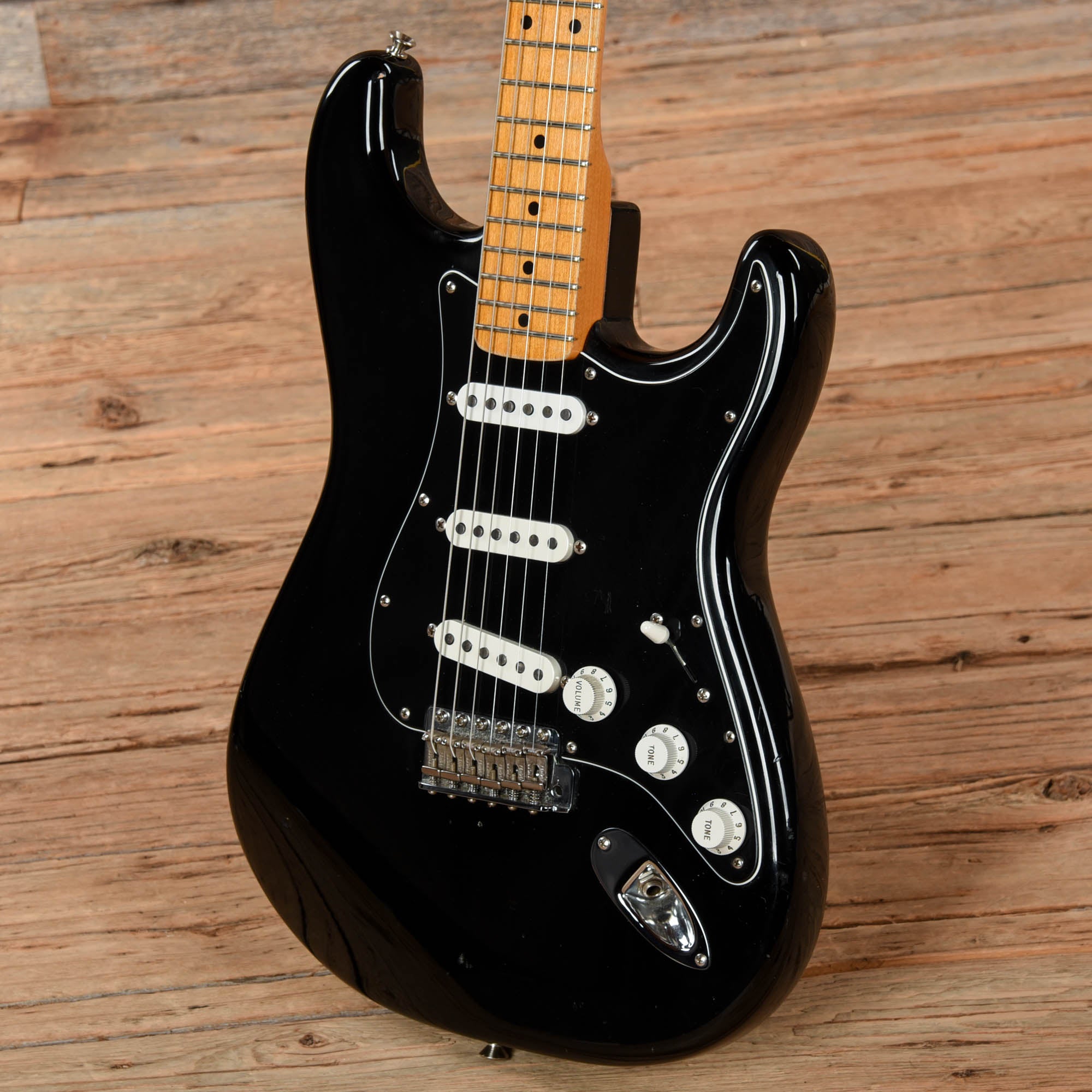 Fender Eric Johnson Stratocaster Black 2005 Electric Guitars / Solid Body