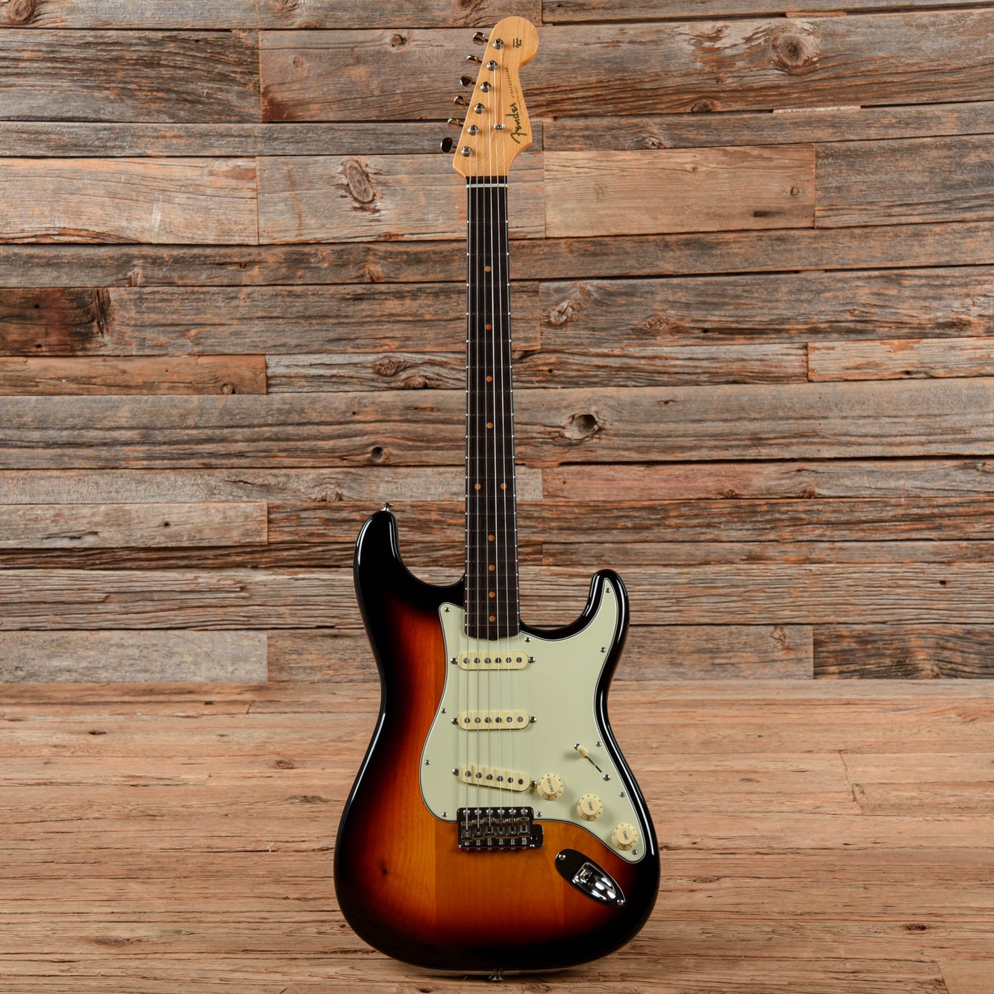 Fender FSR 1962 Thin Skin Stratocaster Sunburst 2019 Electric Guitars / Solid Body