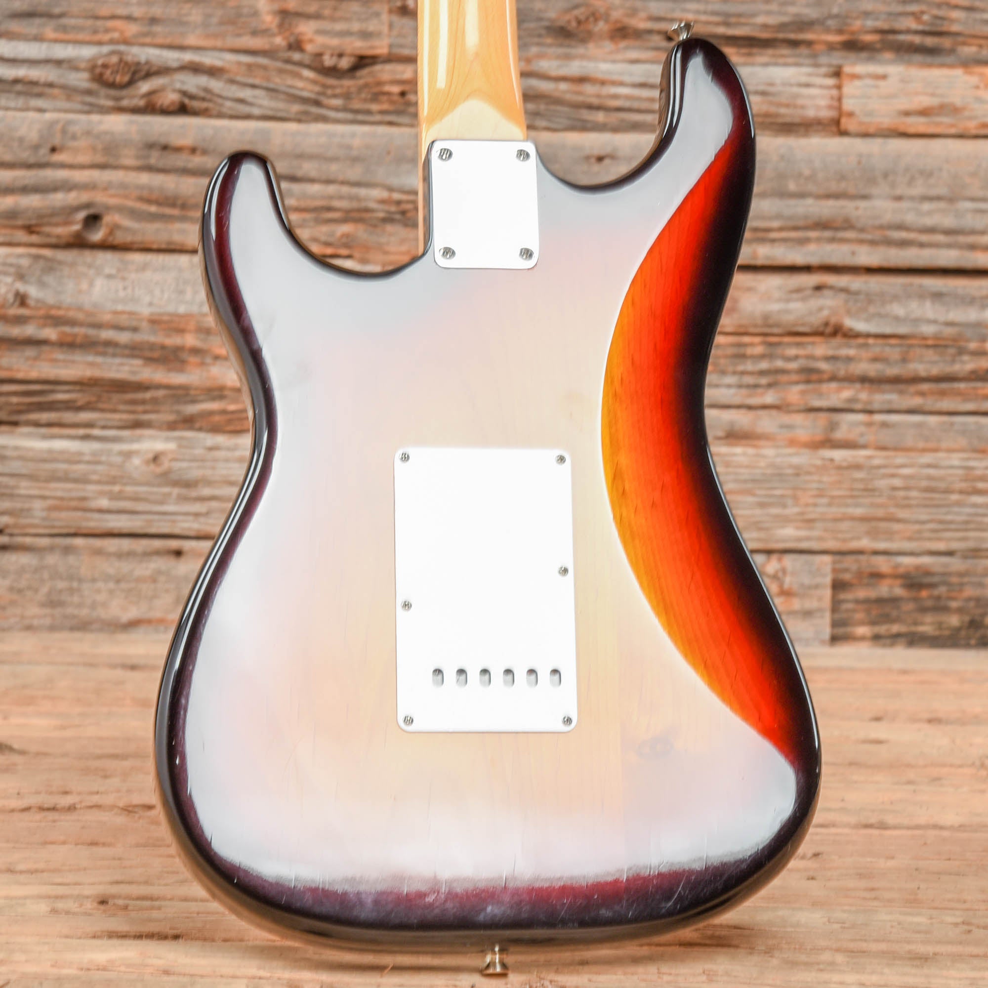 Fender FSR 1962 Thin Skin Stratocaster Sunburst 2019 Electric Guitars / Solid Body