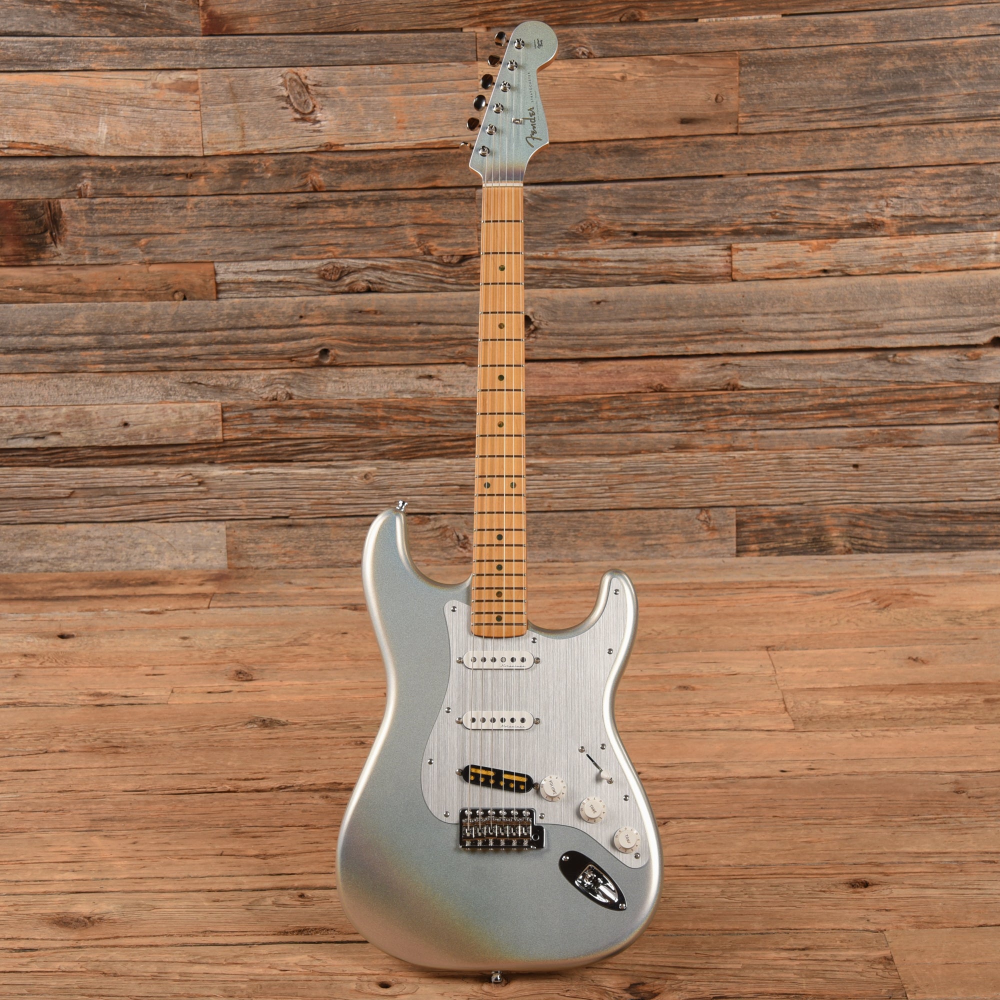 Fender H.E.R. Signature Stratocaster Chrome Glow 2014 Electric Guitars / Solid Body