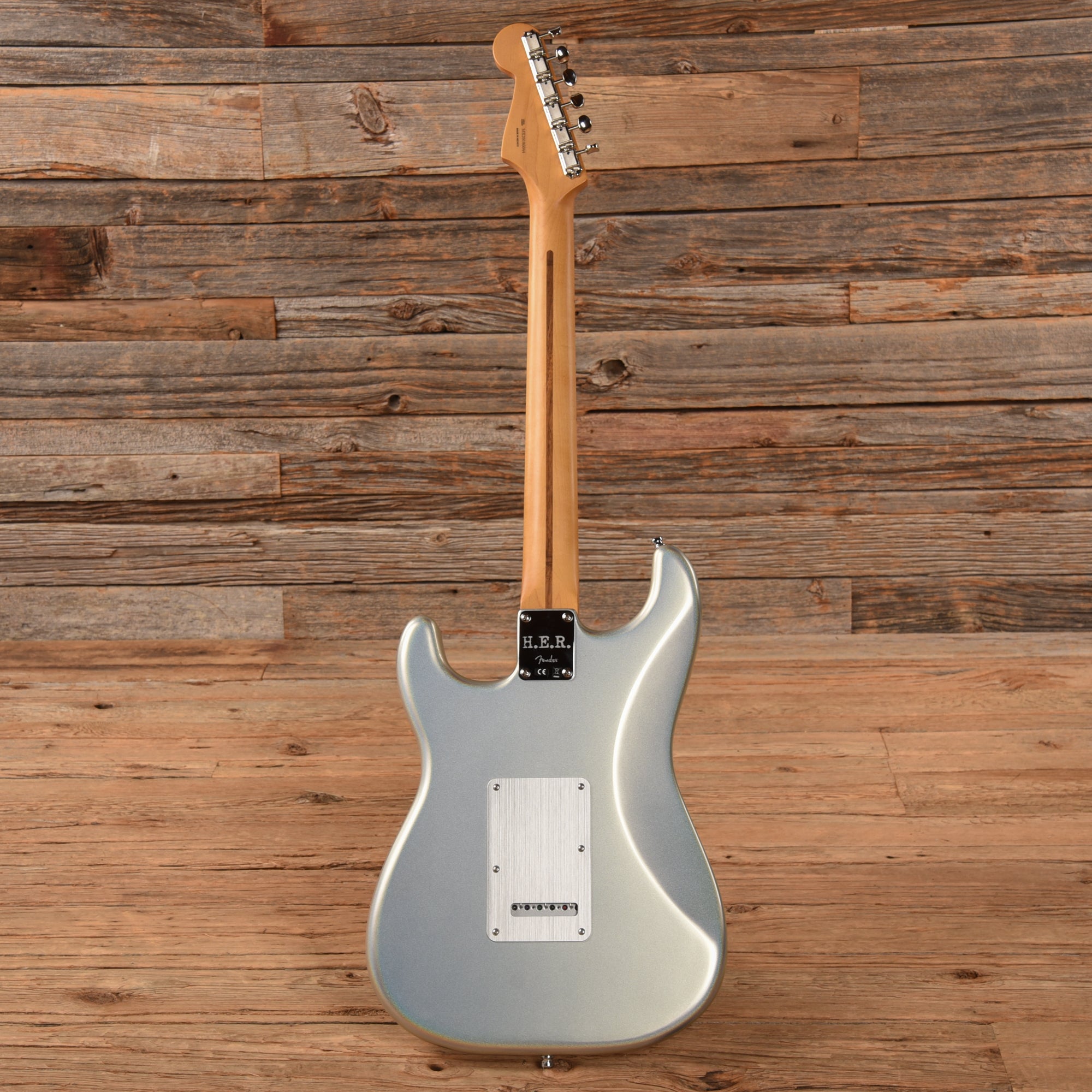 Fender H.E.R. Signature Stratocaster Chrome Glow 2014 Electric Guitars / Solid Body