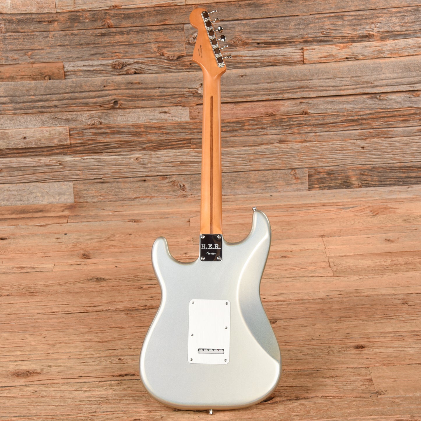Fender H.E.R. Signature Stratocaster Chrome Glow 2024 Electric Guitars / Solid Body
