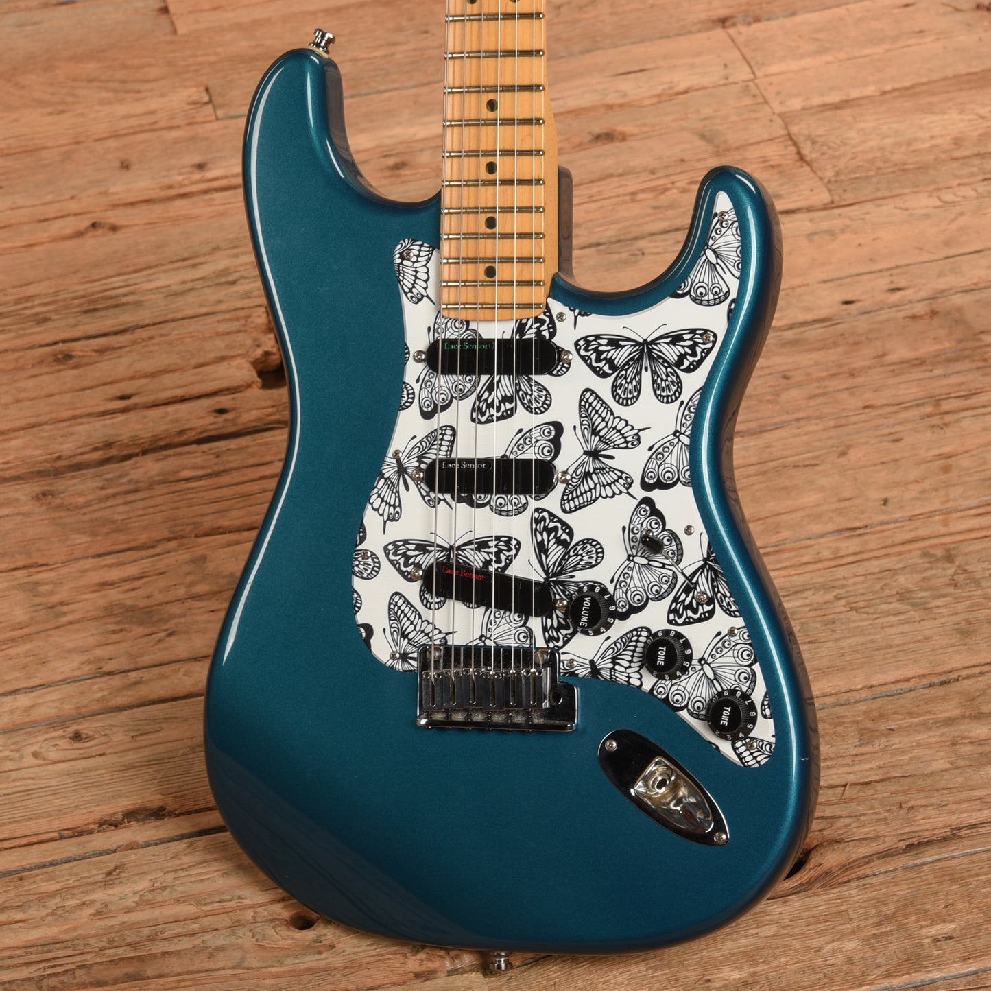 Fender Highway 1 Stratocaster Teal Green Transparent 2002 Electric Guitars / Solid Body