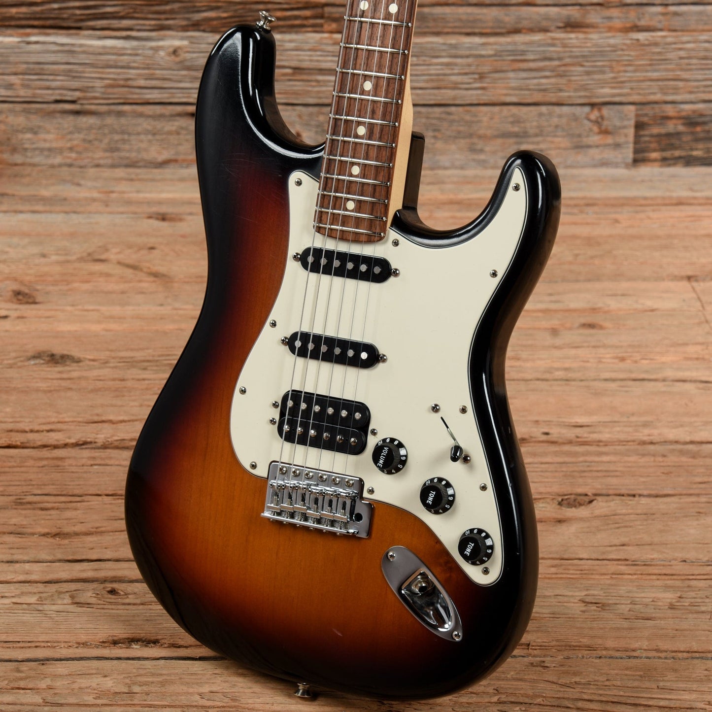 Fender Highway One Stratocaster HSS Sunburst 2007 Electric Guitars / Solid Body