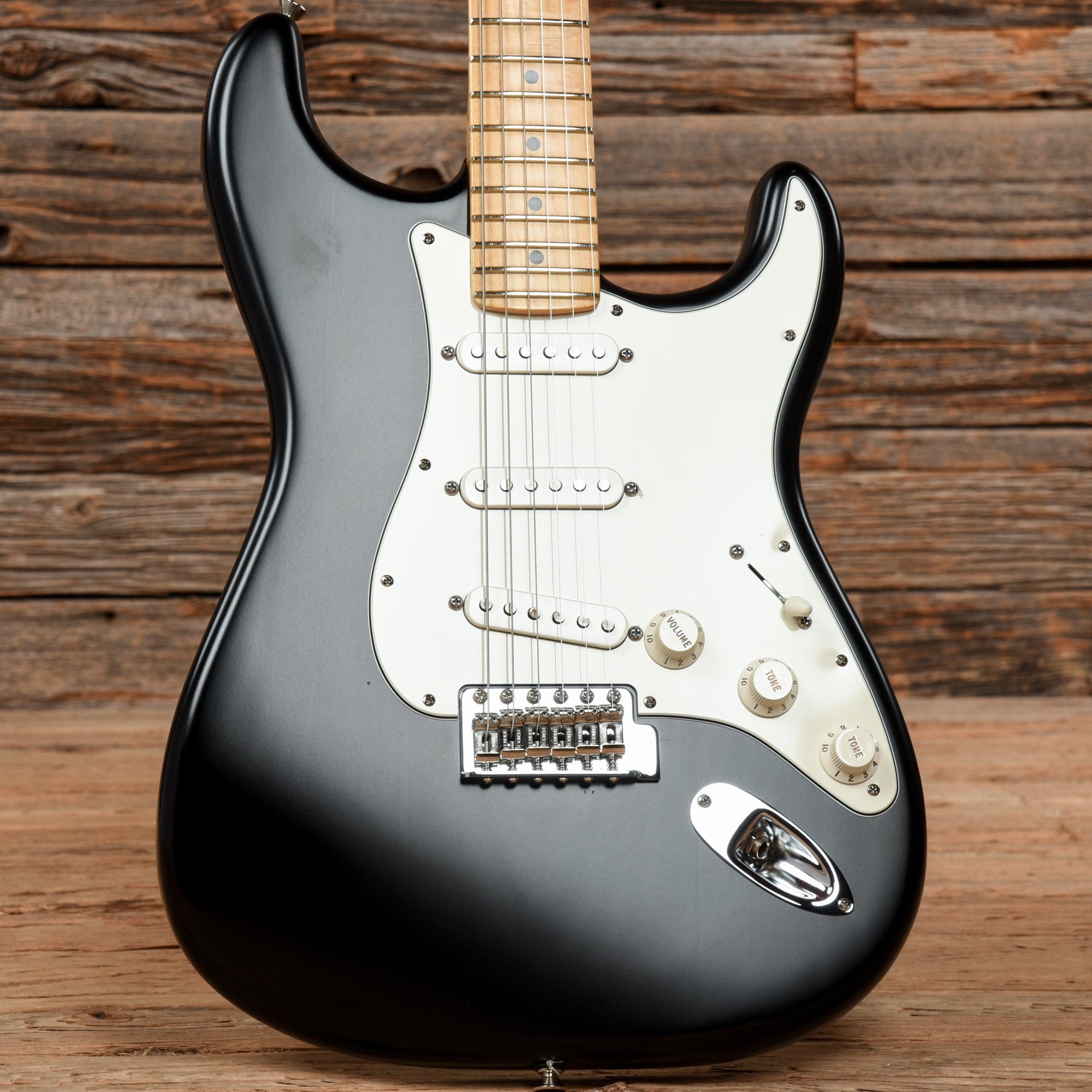 Fender Highway One Stratocaster Satin Black 2011 Electric Guitars / Solid Body