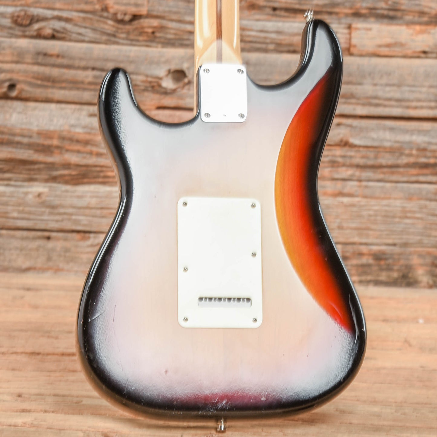 Fender Highway One Stratocaster Sunburst 2006 Electric Guitars / Solid Body