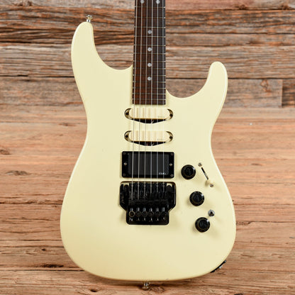 Fender HM Strat White Electric Guitars / Solid Body