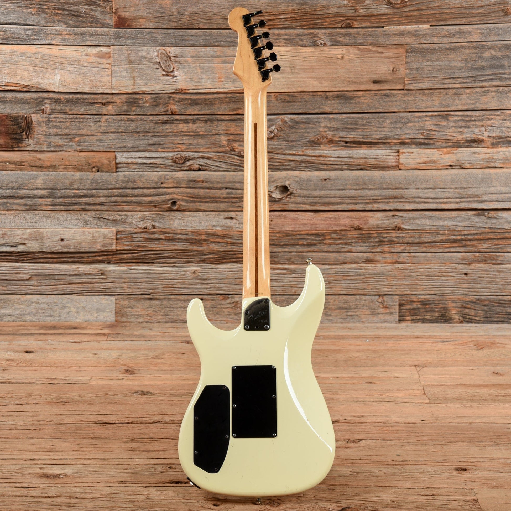 Fender HM Strat White Electric Guitars / Solid Body