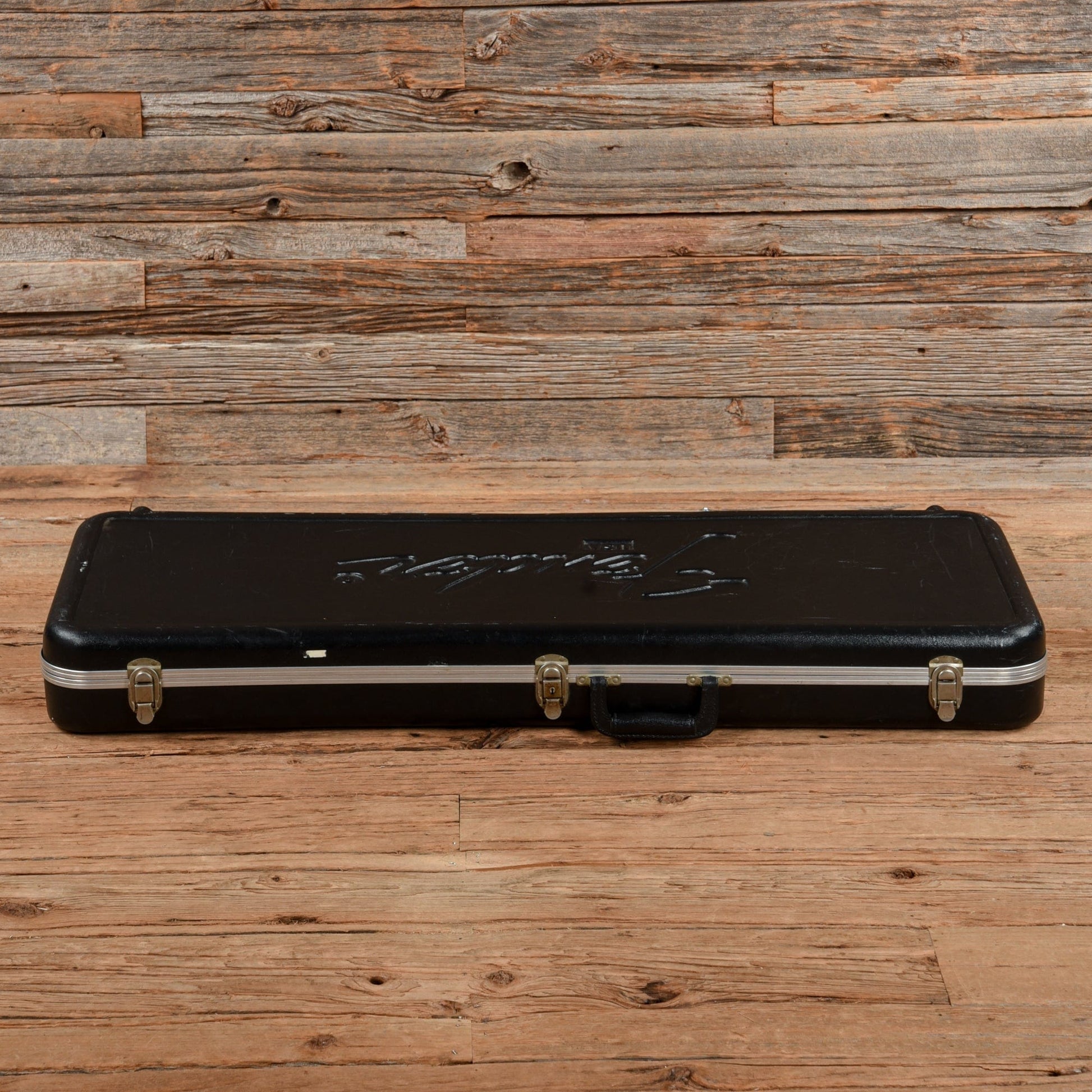 Fender HM Strat White Electric Guitars / Solid Body