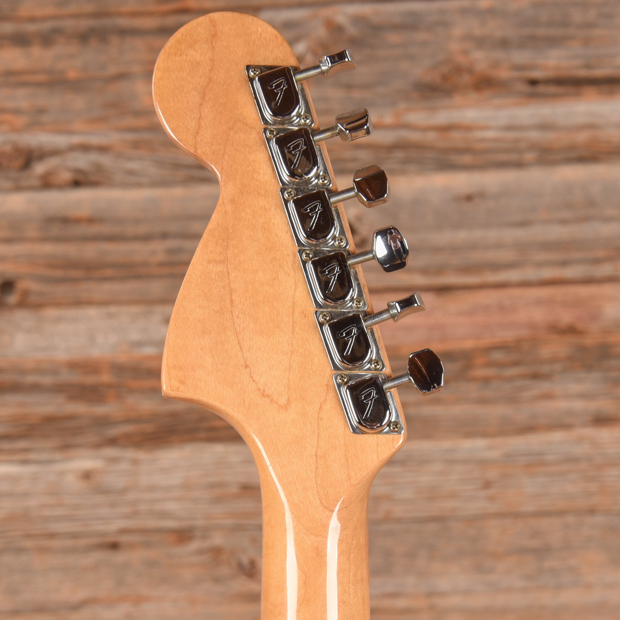 Fender International Series Stratocaster Hardtail Sahara Toupe 1981 Electric Guitars / Solid Body